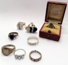 8 x silver rings inc Udo garnet set in retail box, agate, eternity ring, blue topaz etc - total