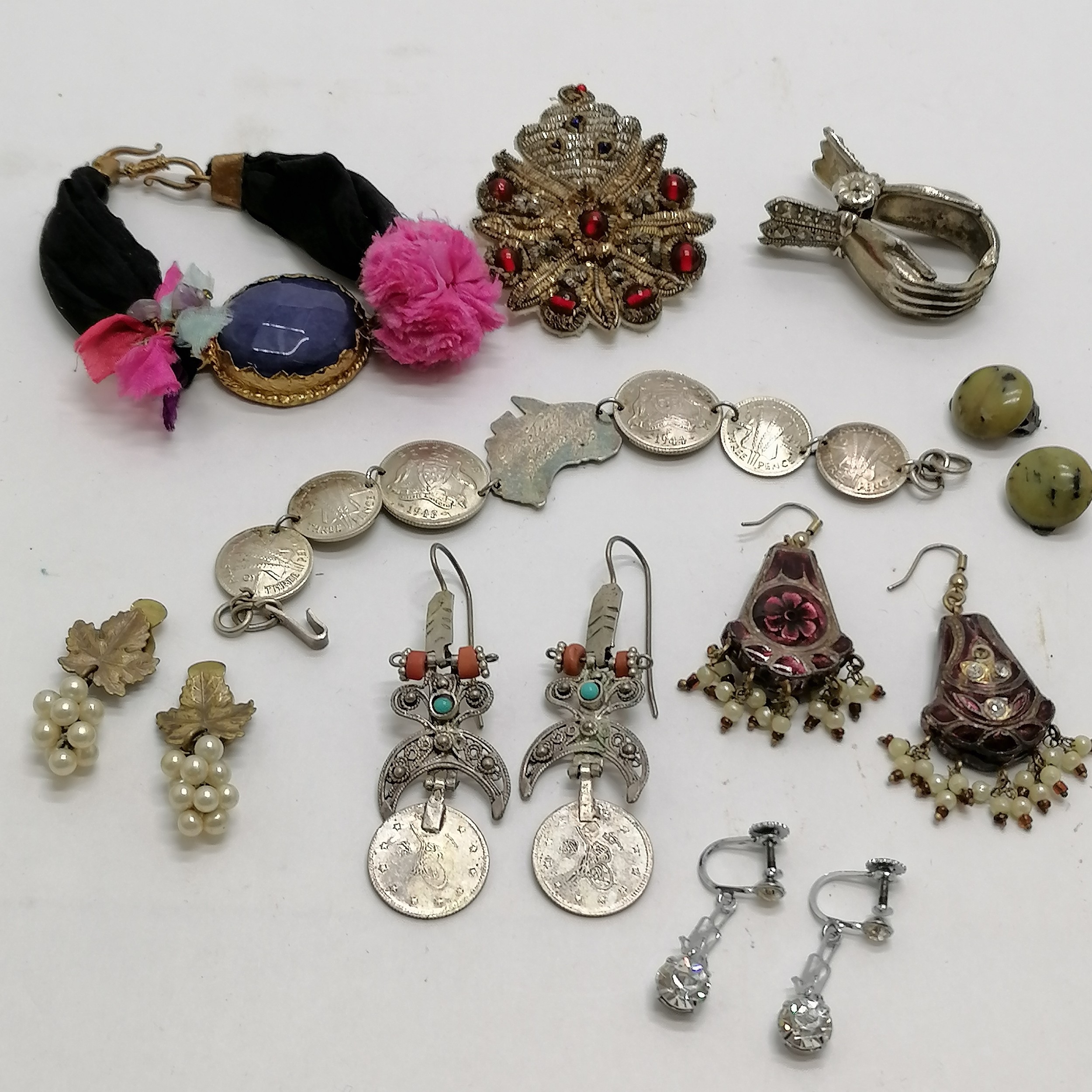 Australian coin bracelet (17cm), Turkish coin earrings etc - SOLD ON BEHALF OF THE NEW BREAST CANCER