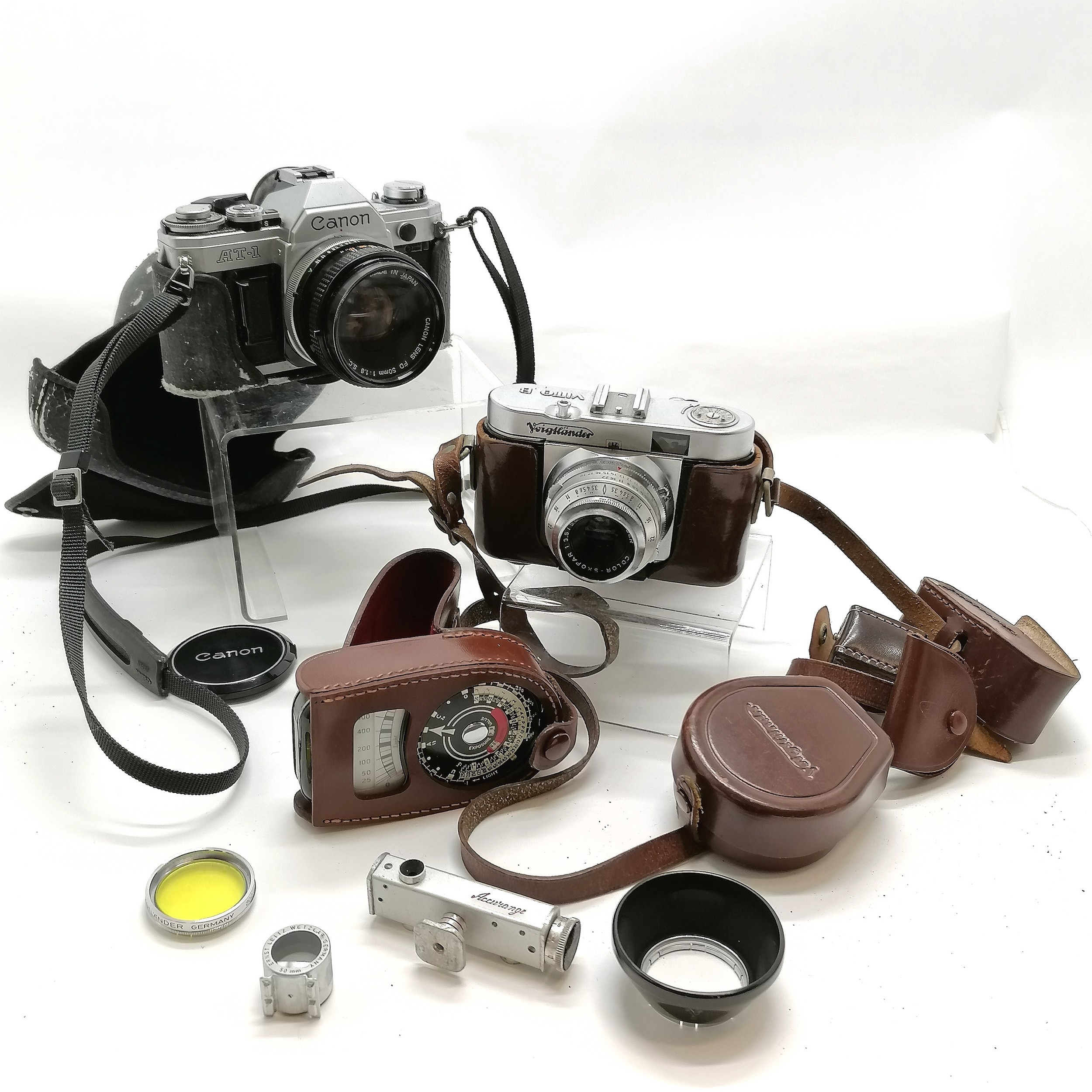Voigtlander Prontor- SVS Vito B camera T/W eye shield, light meter and Accurange and Ernst Leitz