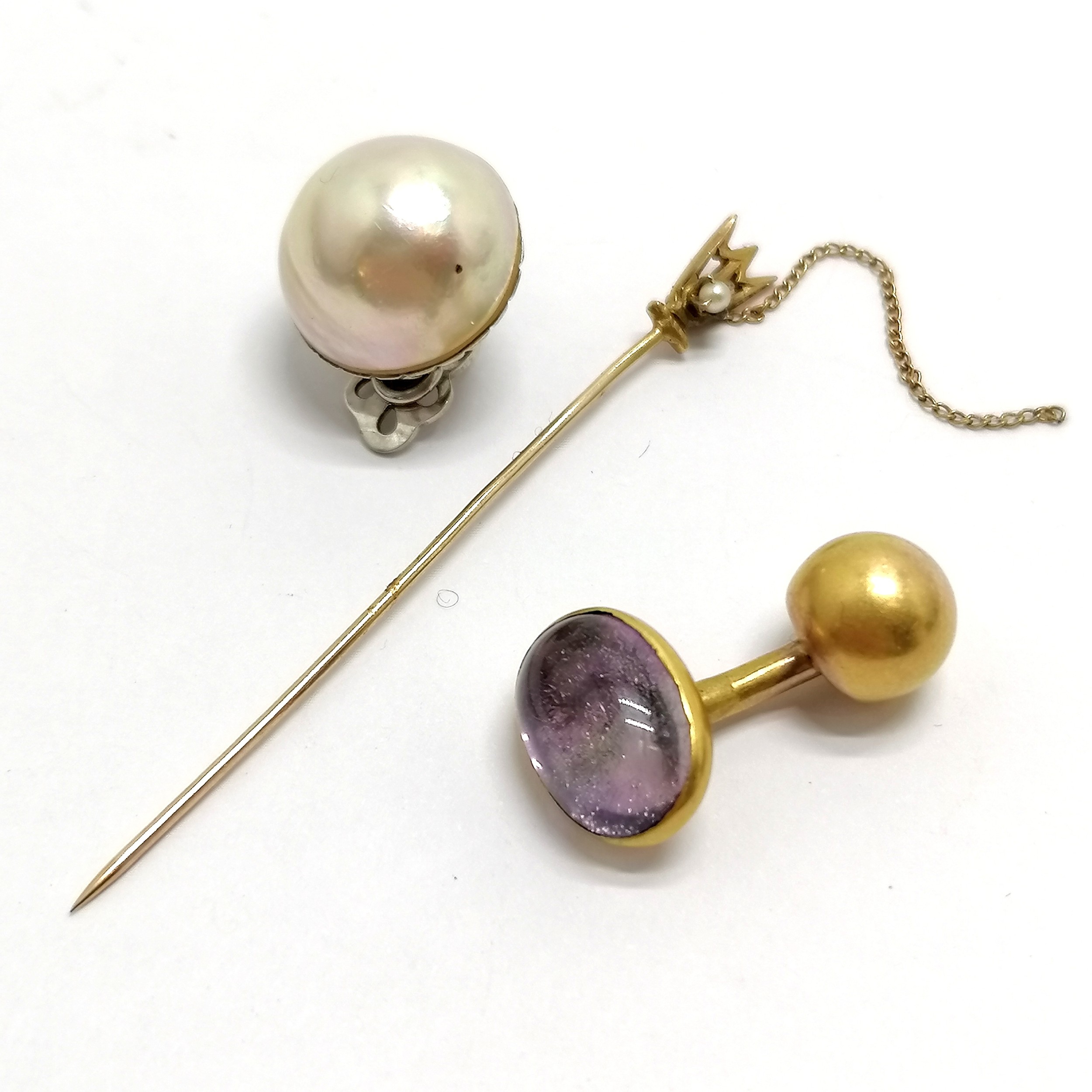 14ct marked white gold mabe pearl earring (1 only), unmarked antique cufflink & pin set with a pearl