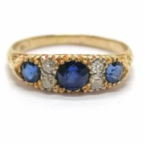 Antique 18ct marked gold sapphire (3) & diamond (4) ring - size M & 2.8g total weight