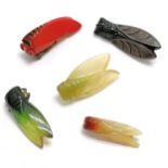 4 x vintage plastics cicada brooches t/w cicada dressclip (5cm)