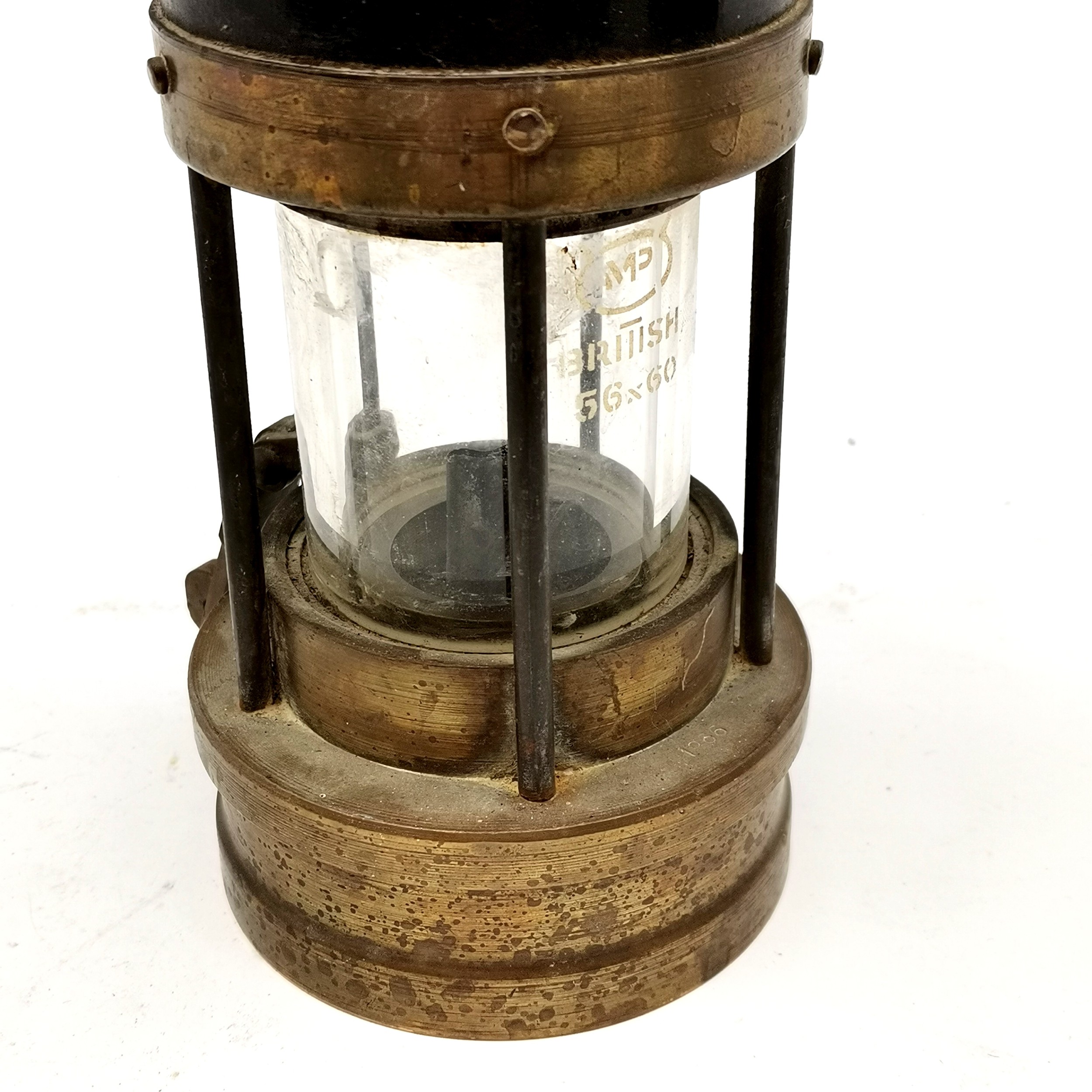 Vintage E Thomas & Williams (Aberdare) GPO miners lamp in brass & steel - 25cm high with no - Image 4 of 4