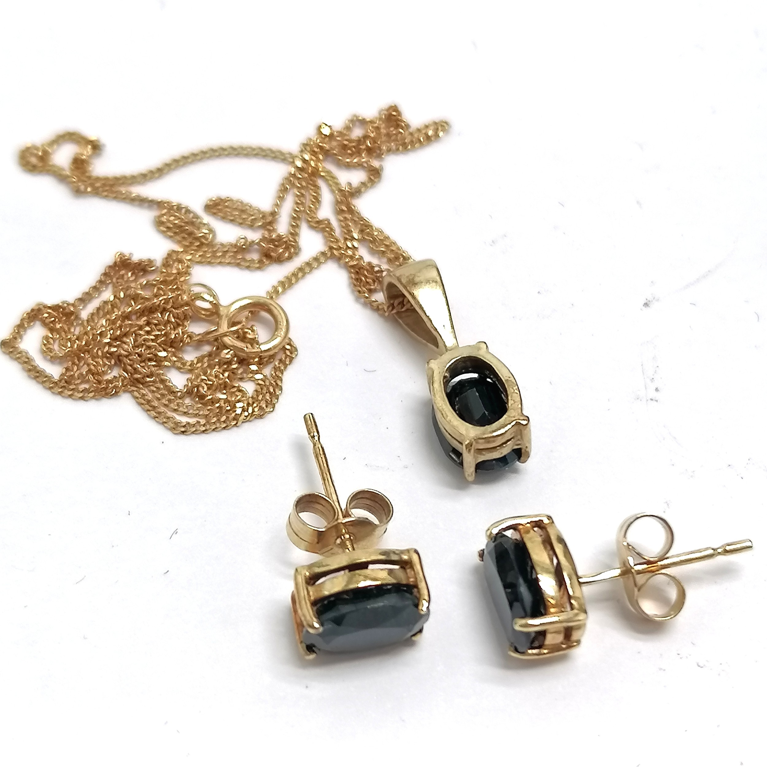 9ct gold sapphire pendant on 44cm chain t/w matching earrings ~ total weight 2.8g in original - Image 2 of 3