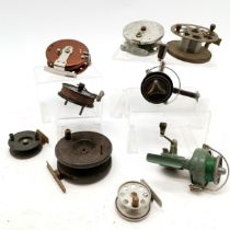 Collection of assorted vintage fishing reels to include a Wierside Regal and a Allcocks