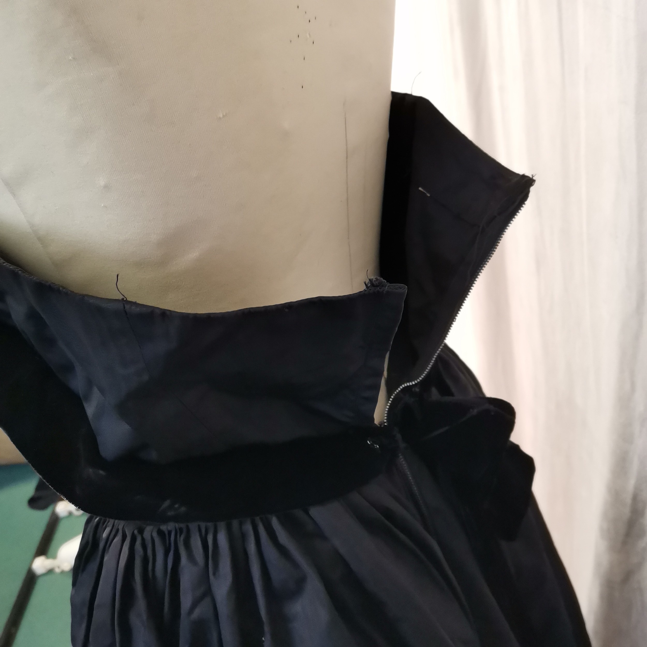 2 1950s Dresses 1 long black satin t/w 1 black velvet mid length in good worn condition. - Image 6 of 7