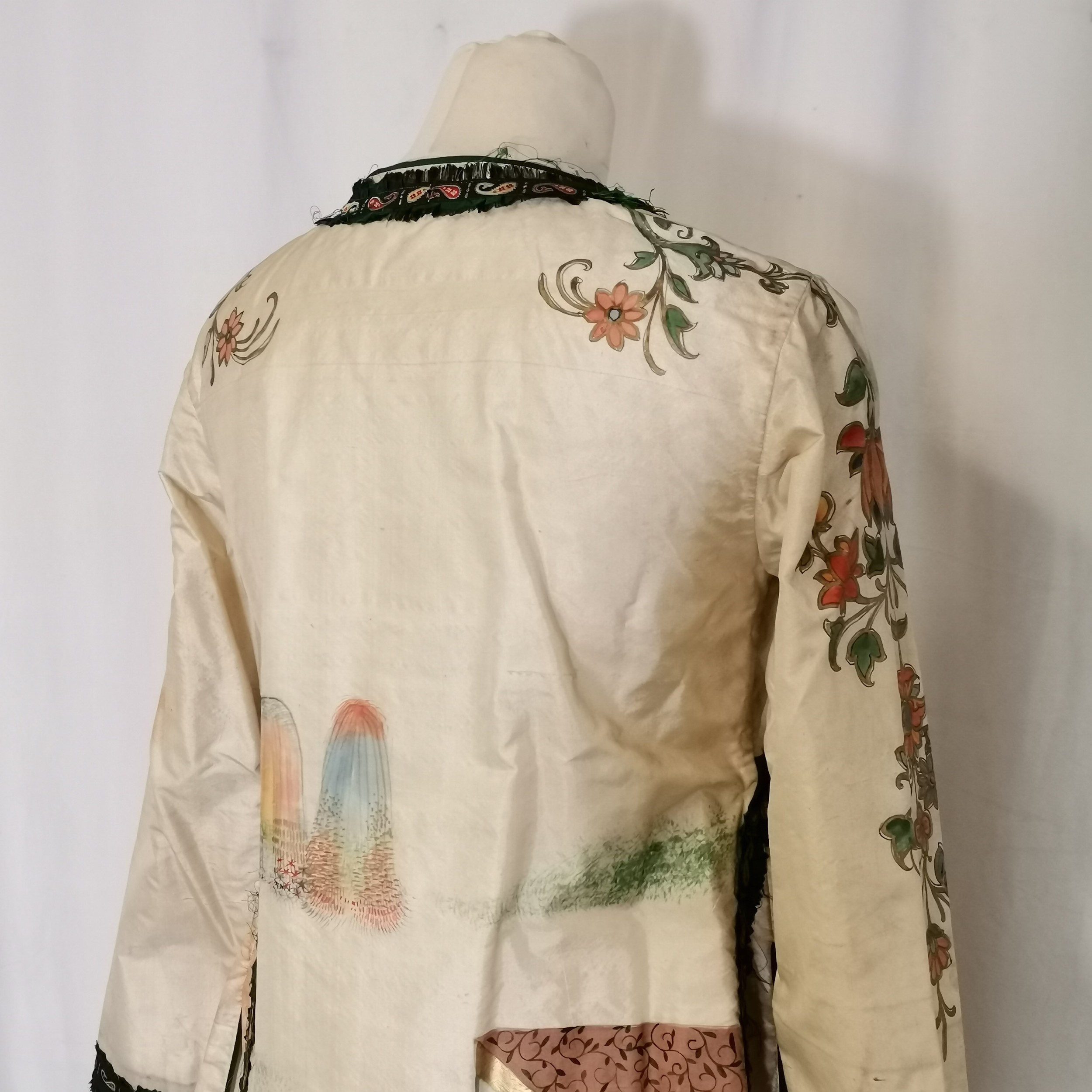 Indian cream silk dress coat with hand painted scenes 88cm bust - slight toning to the shoulders, - Image 5 of 13