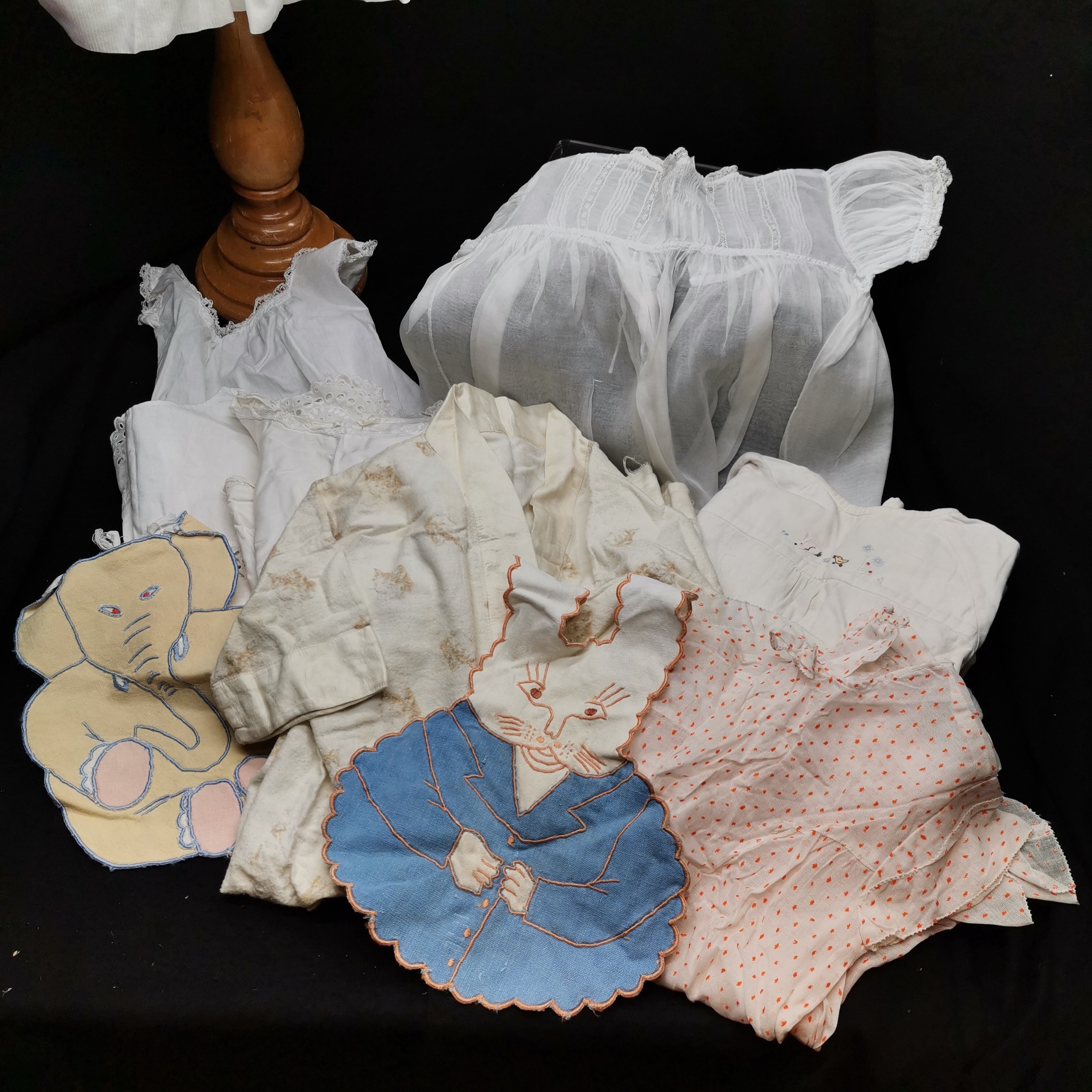 Collextion of children vintage/antique clothing - mixture of Edwardian to 1950s to include - Image 4 of 4