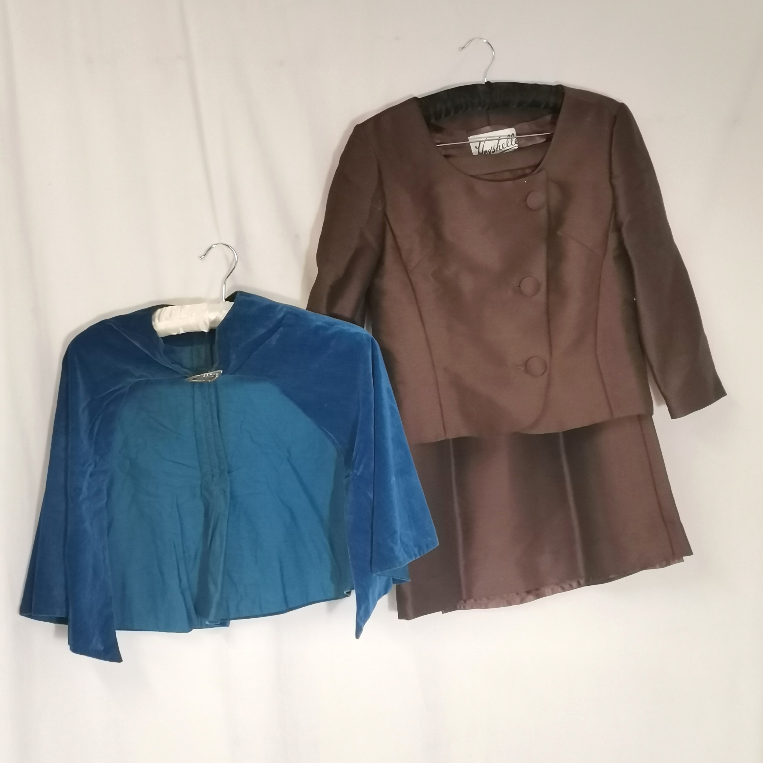 1950s brown suit t/w small velvet cape - 88cm bust jacket & skirt 60cm waist