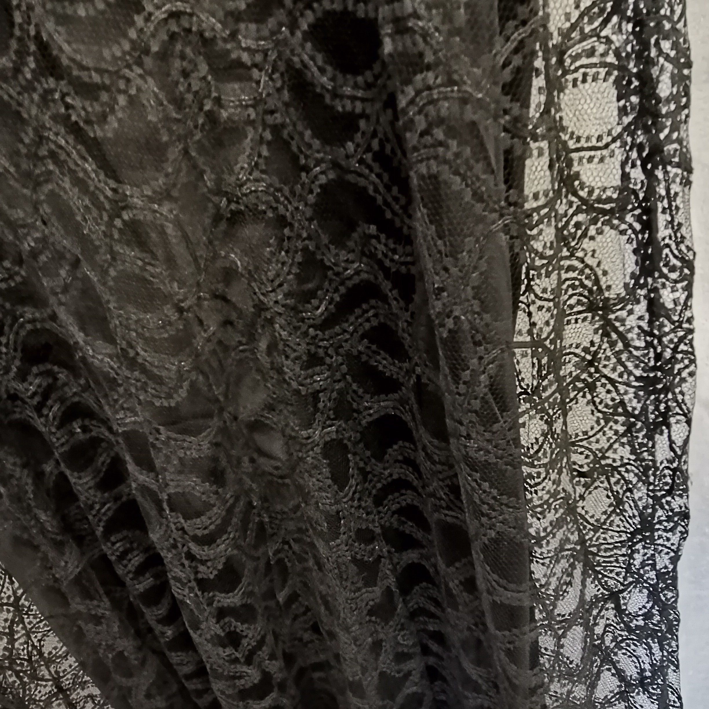 1930s black lace and tafffeta dress, lace damaged under sleeves 84cm bust - Image 3 of 3