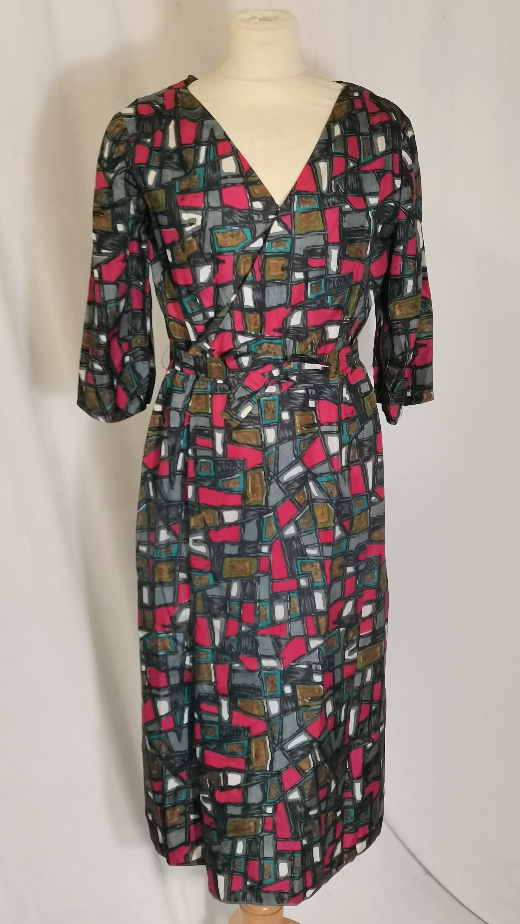 1950s Silk dress abstract patterned - 90cm bust - used condition