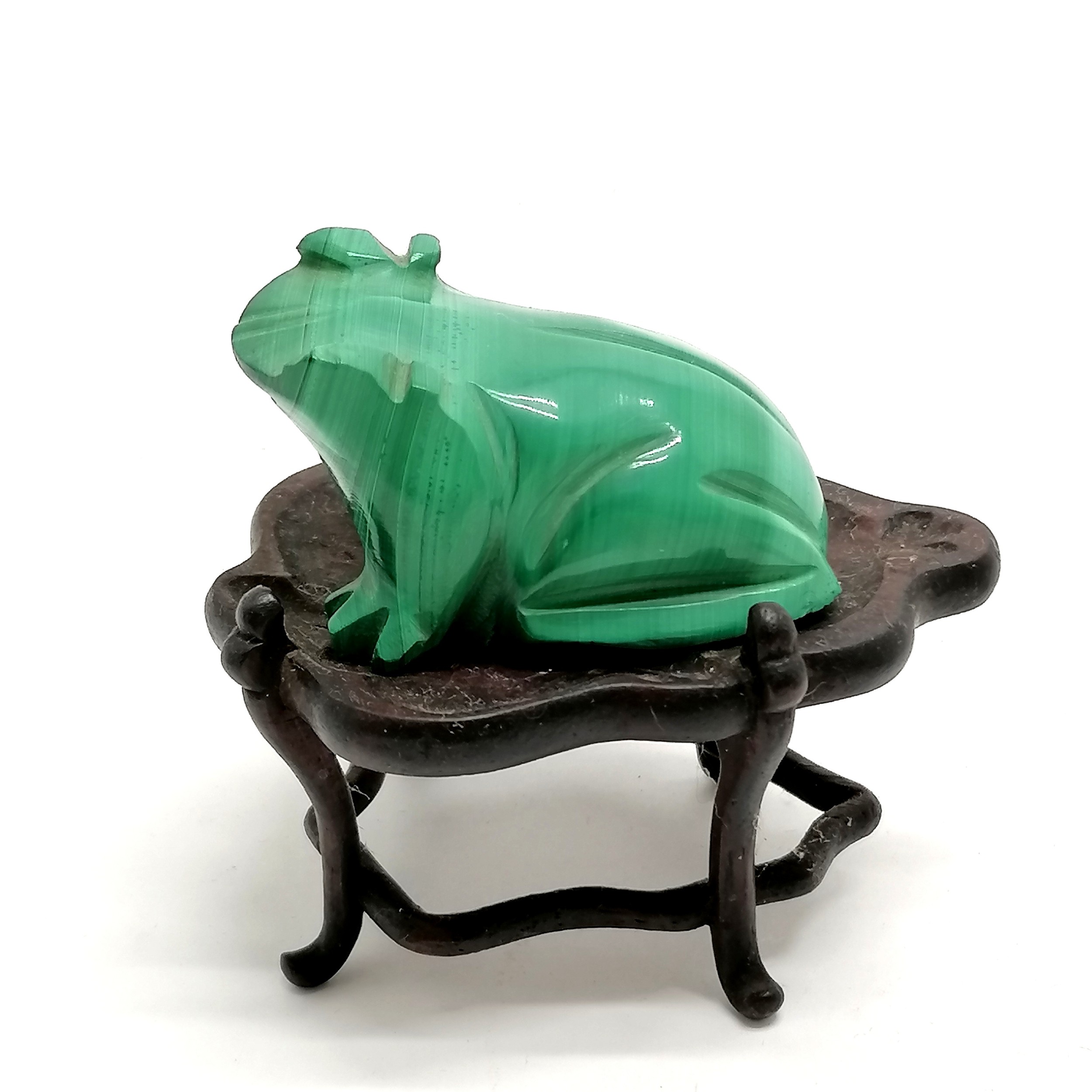 Hand carved malachite frog on Oriental hand carved stand - total height 6.5cm