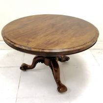 Antique Rosewood circular tip top breakfast table, on tripod base, in good condition, 114 cm