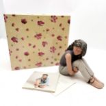 Elisa figurine 9223 En Silencio (Silent) from a limited edition of 5000 - 23cm high and with