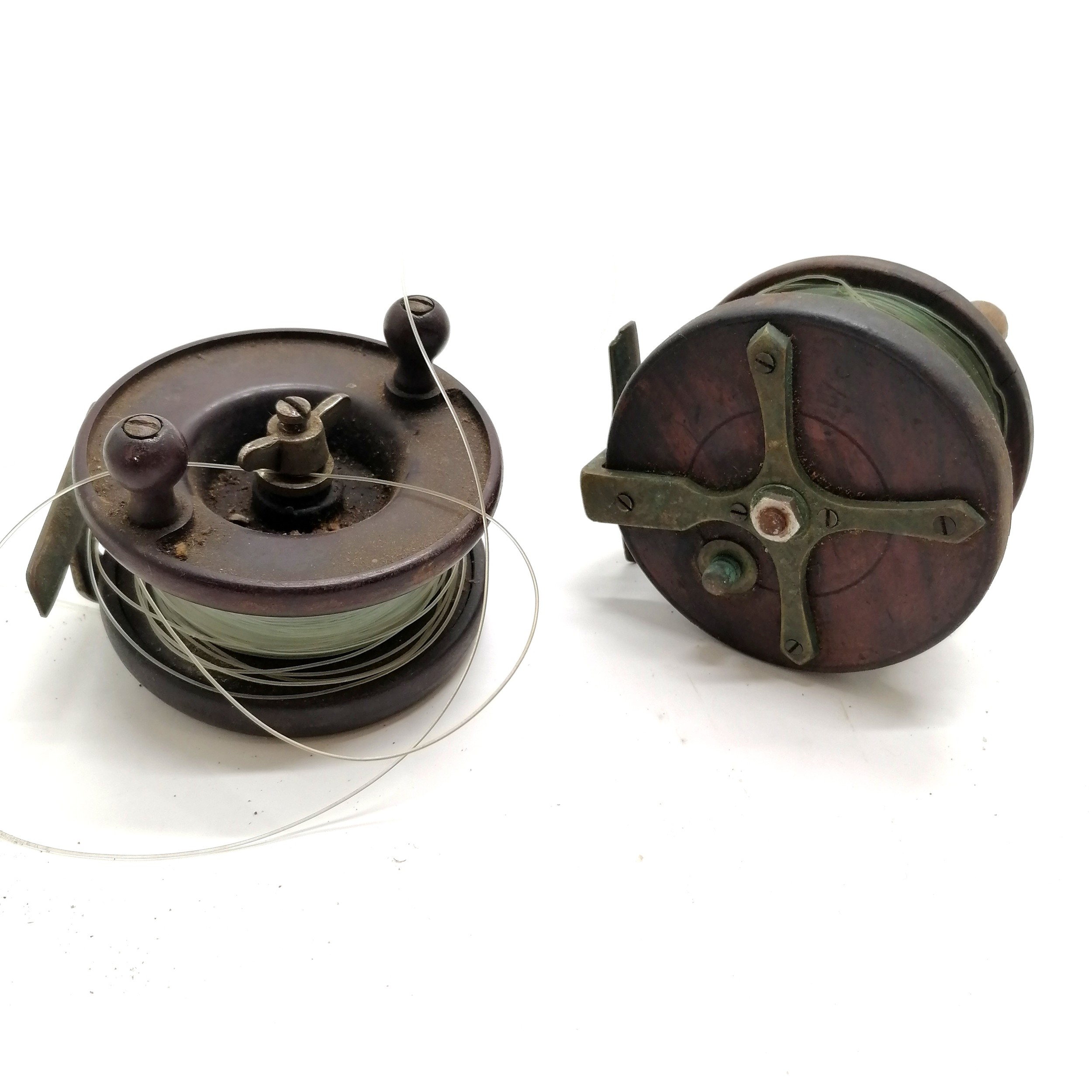 2 x vintage fishing reels inc Allcock aerialite (10cm diameter) - both in used condition and 1 has a - Image 2 of 3