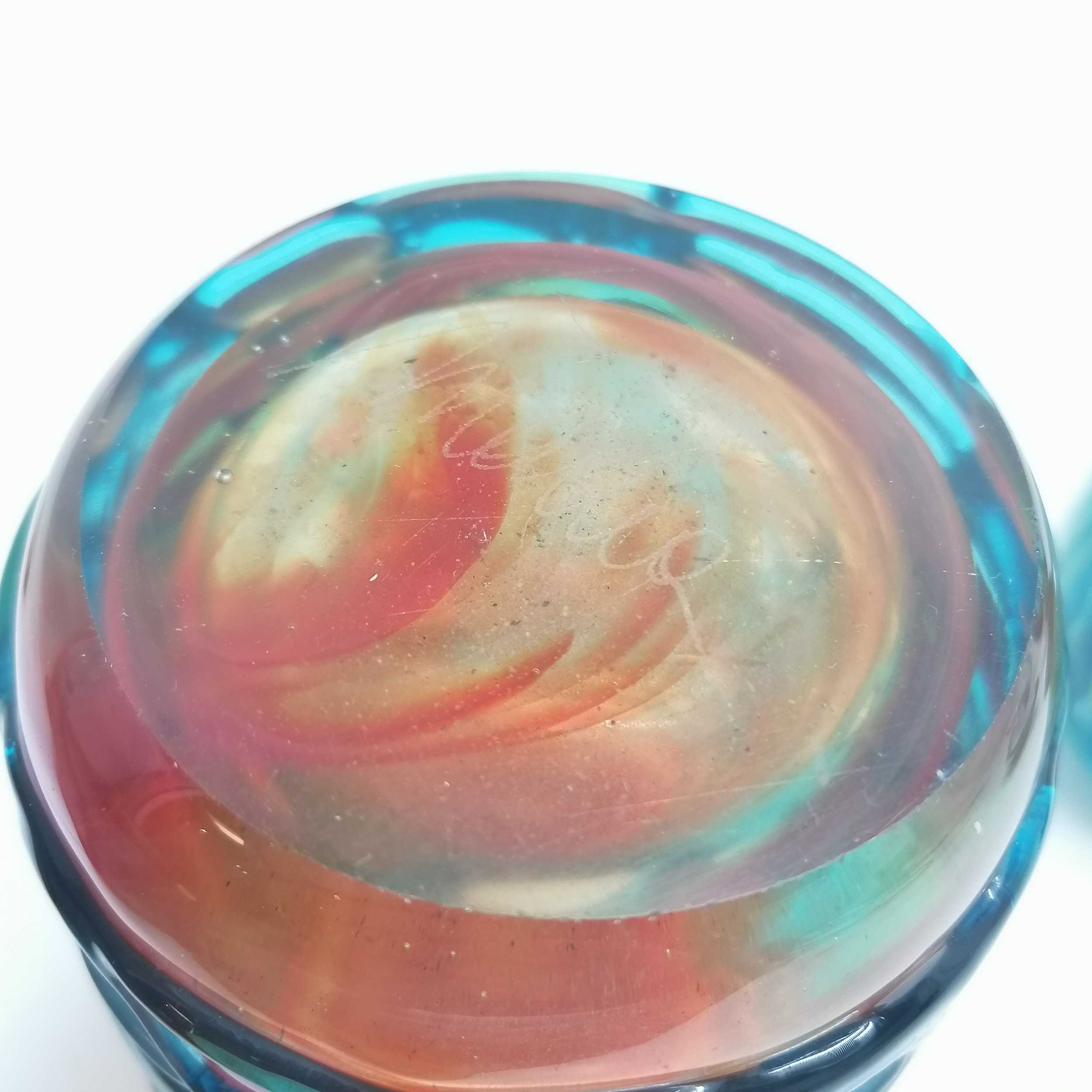 8 x Mdina art glass items incl. a red overlay detail vase (14.5 cm high), seahorse paperweight etc ~ - Image 3 of 3