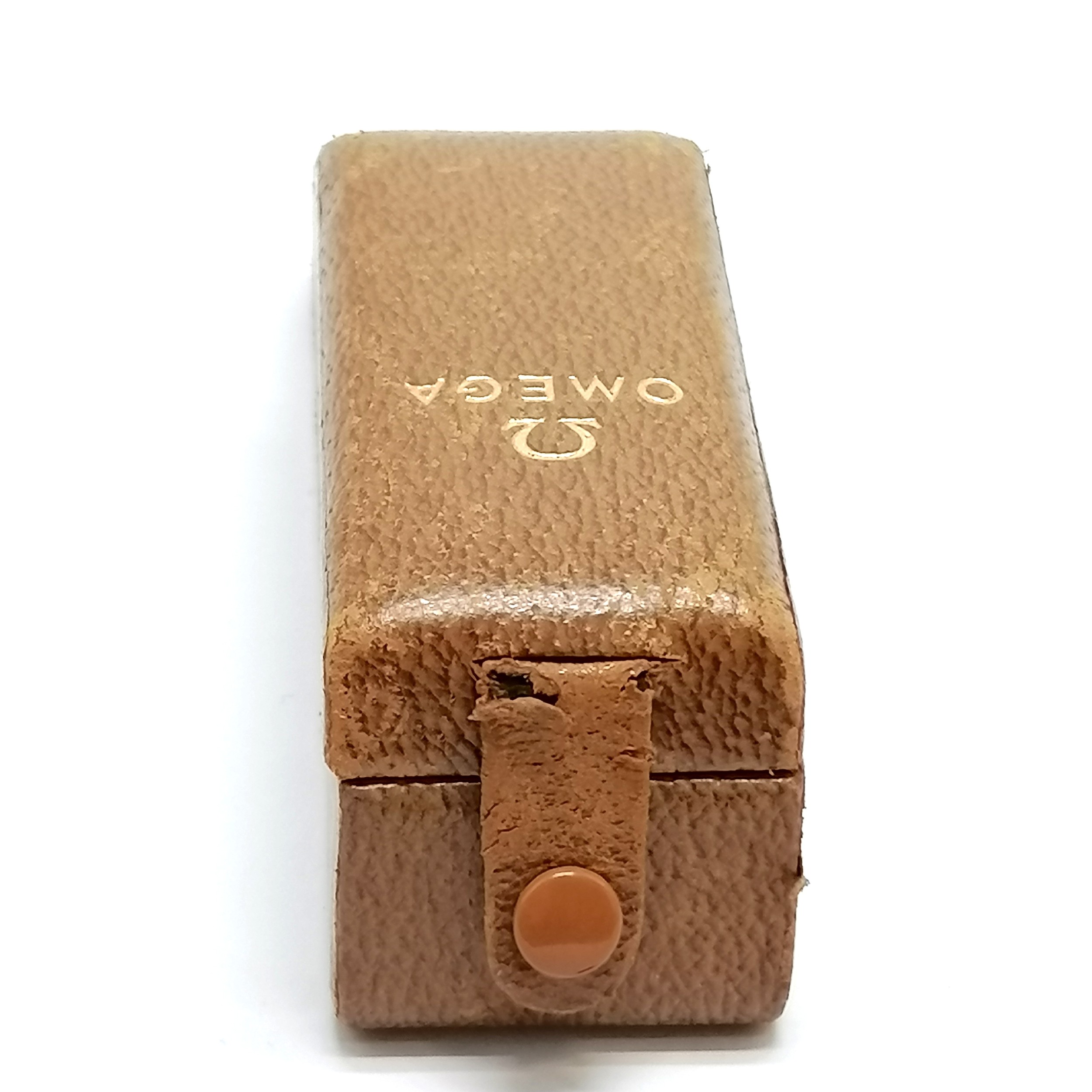 Omega vintage tan leather watch box - 12.2cm long x 4cm across and has original pad ~ tag clasp - Image 3 of 3