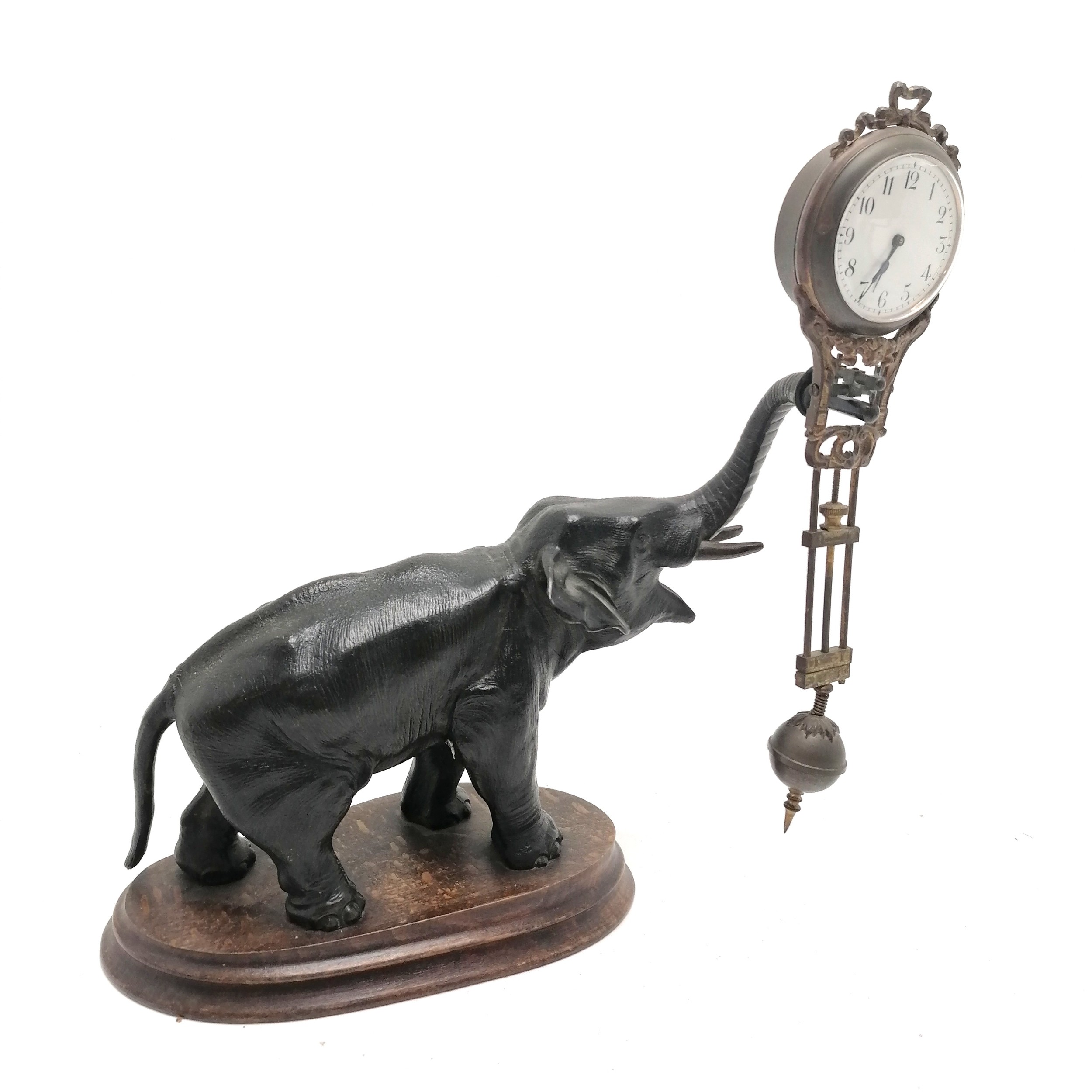 Antique French bronze Elephant pendulum clock on a wooden base 28cm high - the pendulum is bent - Image 5 of 8