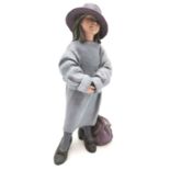 Elisa figurine 9134 Coqueta (Little Miss) from a limited edition of 5000 - 26cm high and with