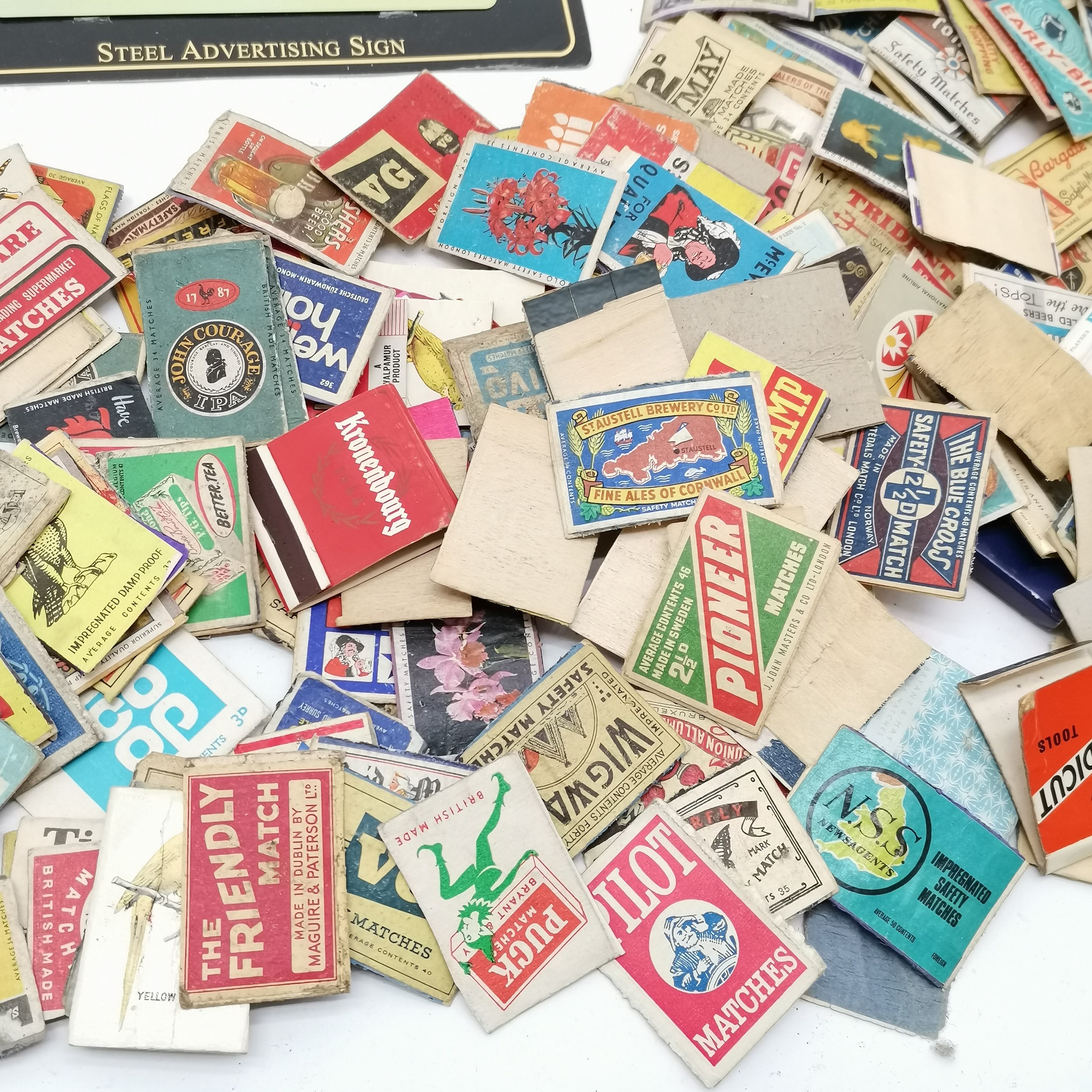 Collection of assorted vintage matchboxes and match box covers to include advertising, etc t/w a - Image 4 of 6
