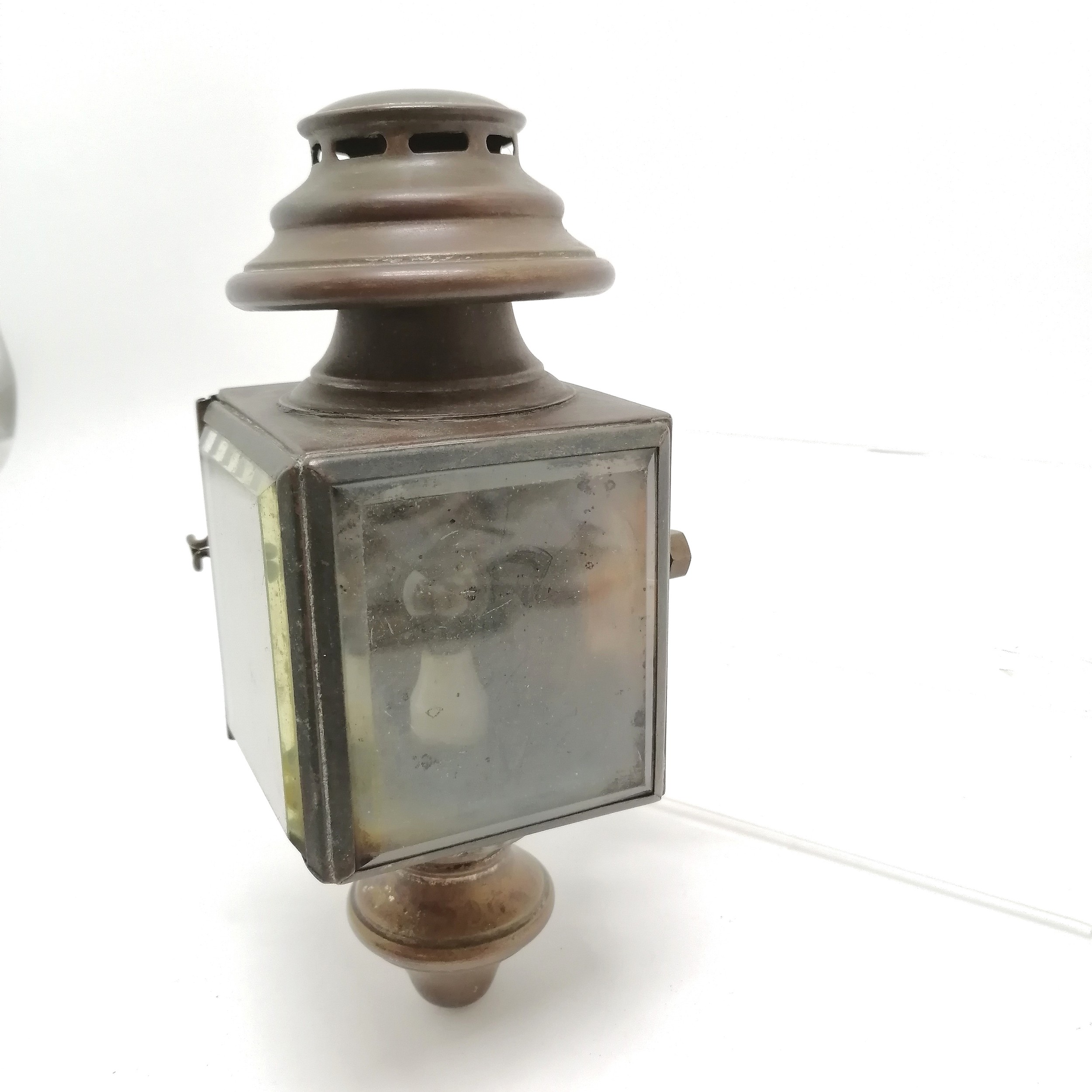 Antique BRC carriage / car lamp - 25cm high with old repairs but no obvious damage - Image 4 of 4