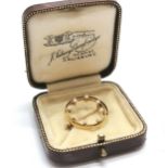Antique 15ct marked gold circular pearl set brooch - 2.4cm diameter & 3.2g total weight in a J