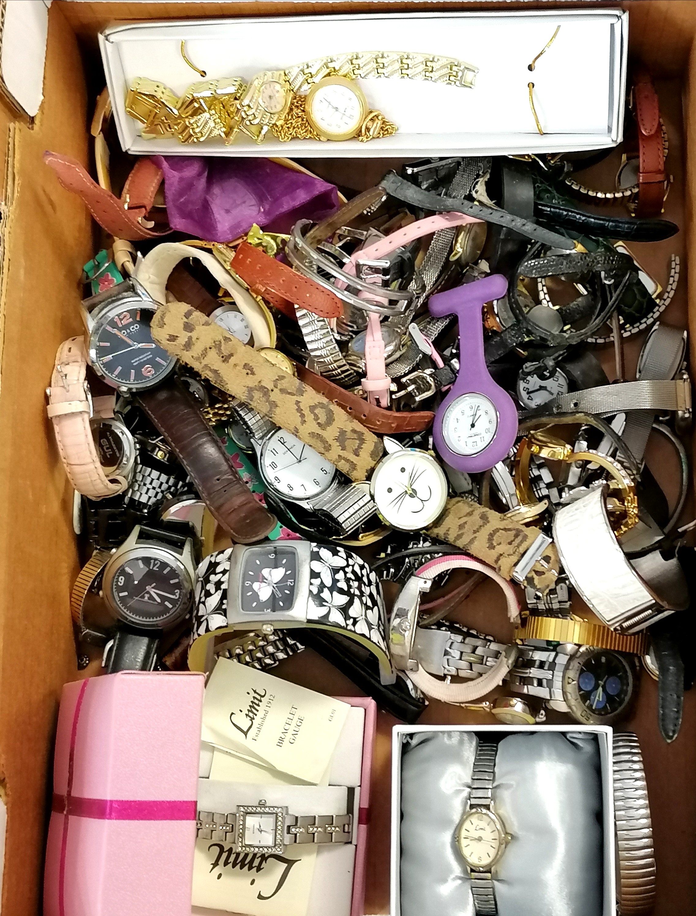 Large qty of mostly quartz wristwatches inc some boxed - SOLD ON BEHALF OF THE NEW BREAST CANCER