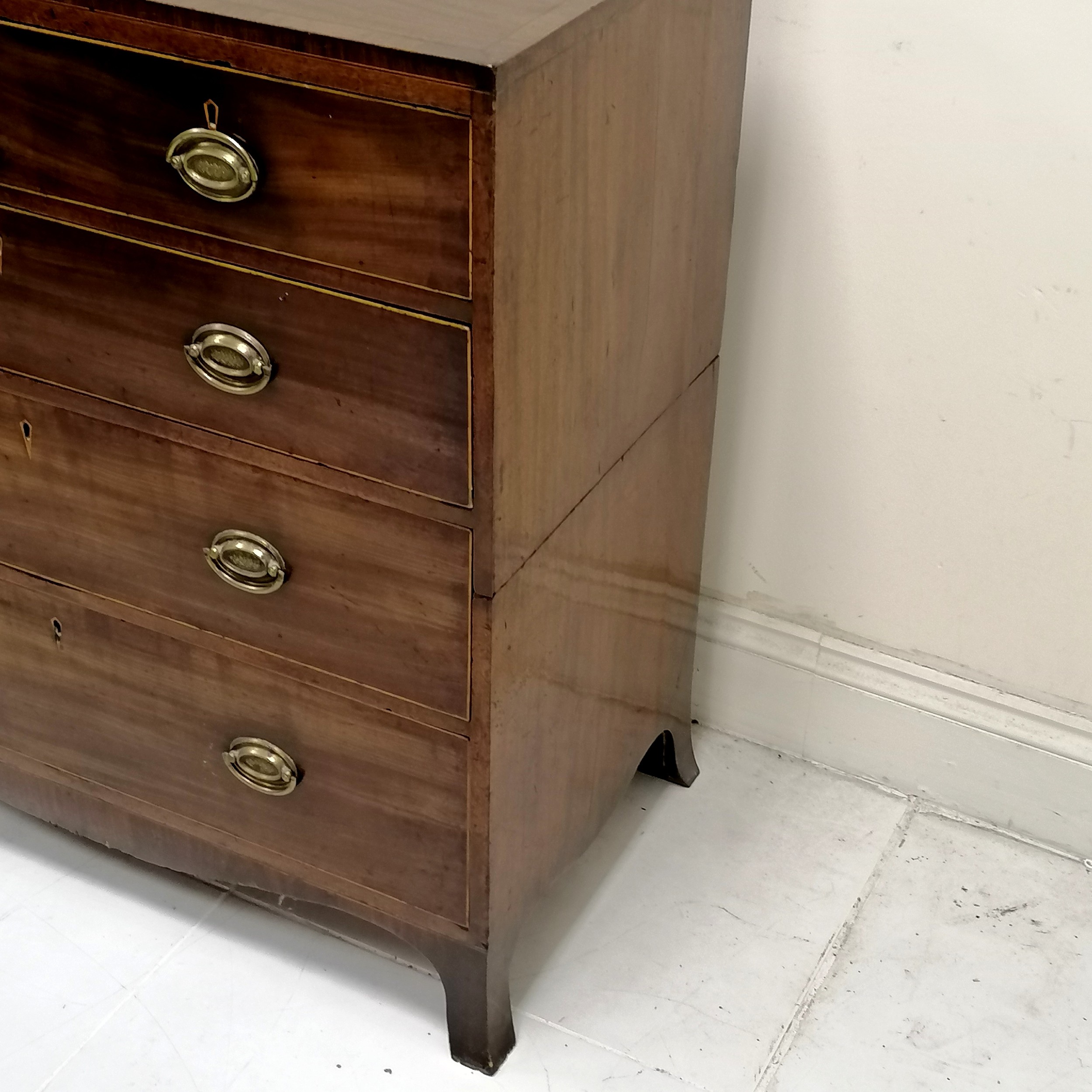 Antique Mahogany 2 over 3 drawer chest with splayed bracket feet, has been cut into 2, 97 cm wide - Image 4 of 4