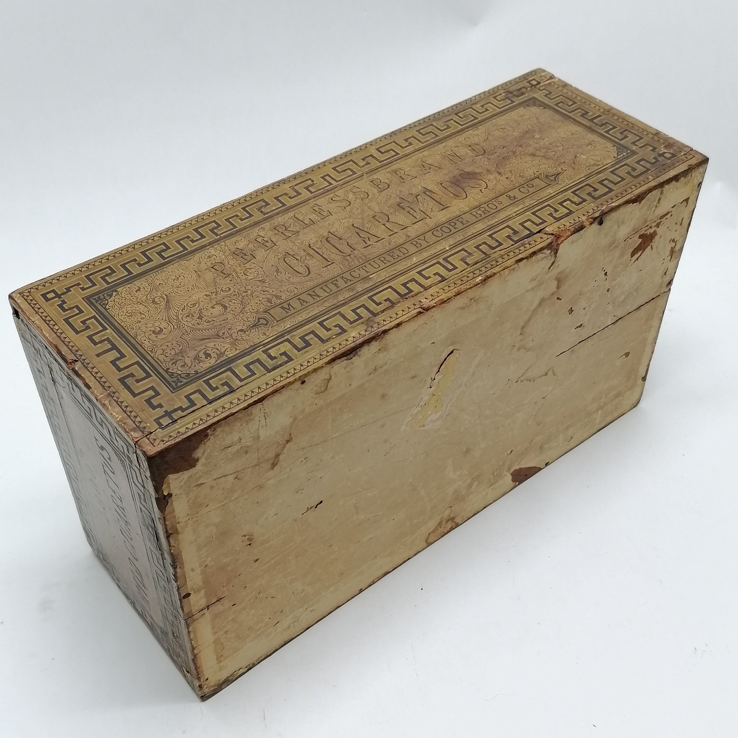 Antique Cope Bros 1000 cigarettes wooden advertising box with sliding lid & greek key detail - - Image 2 of 6