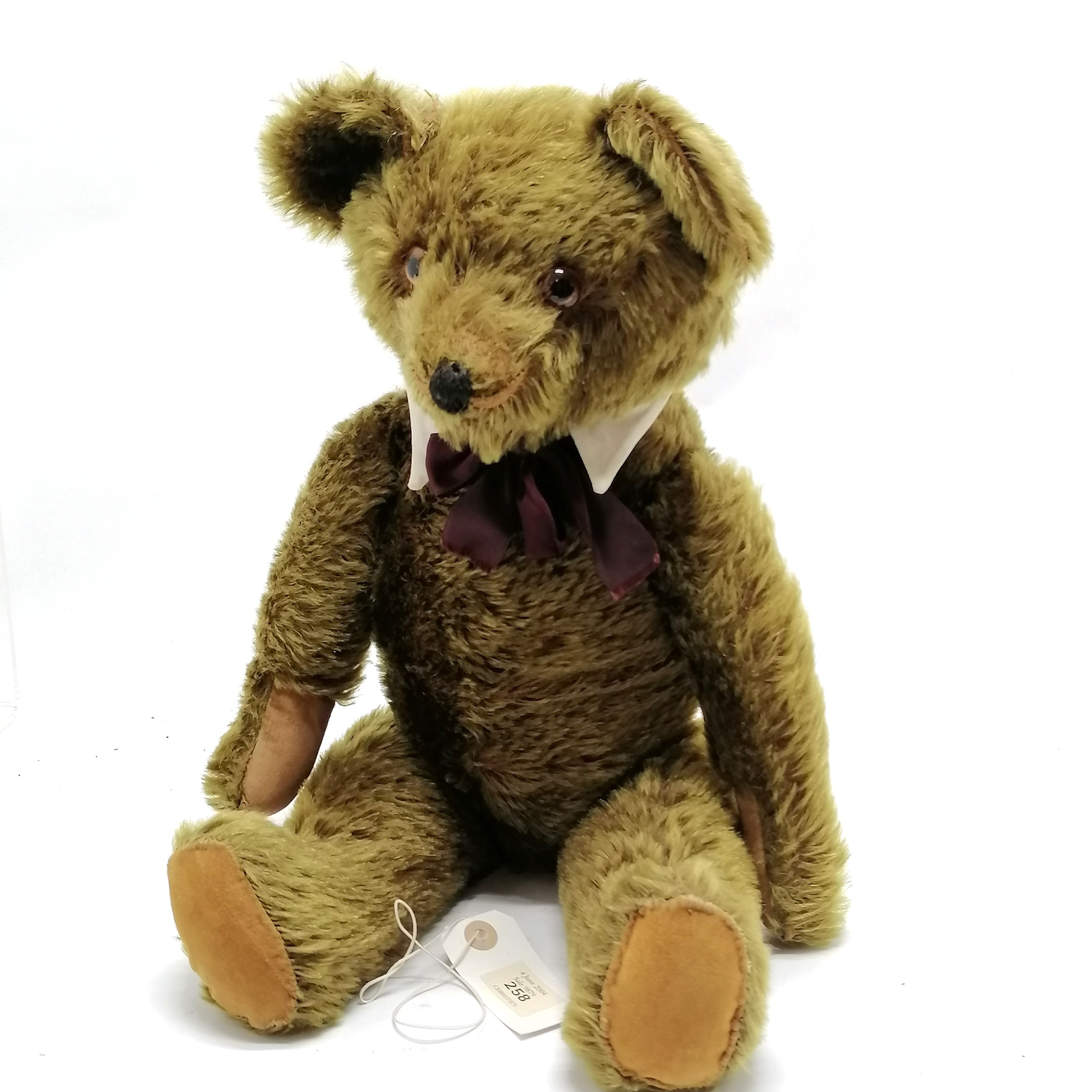 Vintage green mohair jointed Teddy bear 'Knickerbocker' c1940 with glass eyes and stitched nose - Image 9 of 9