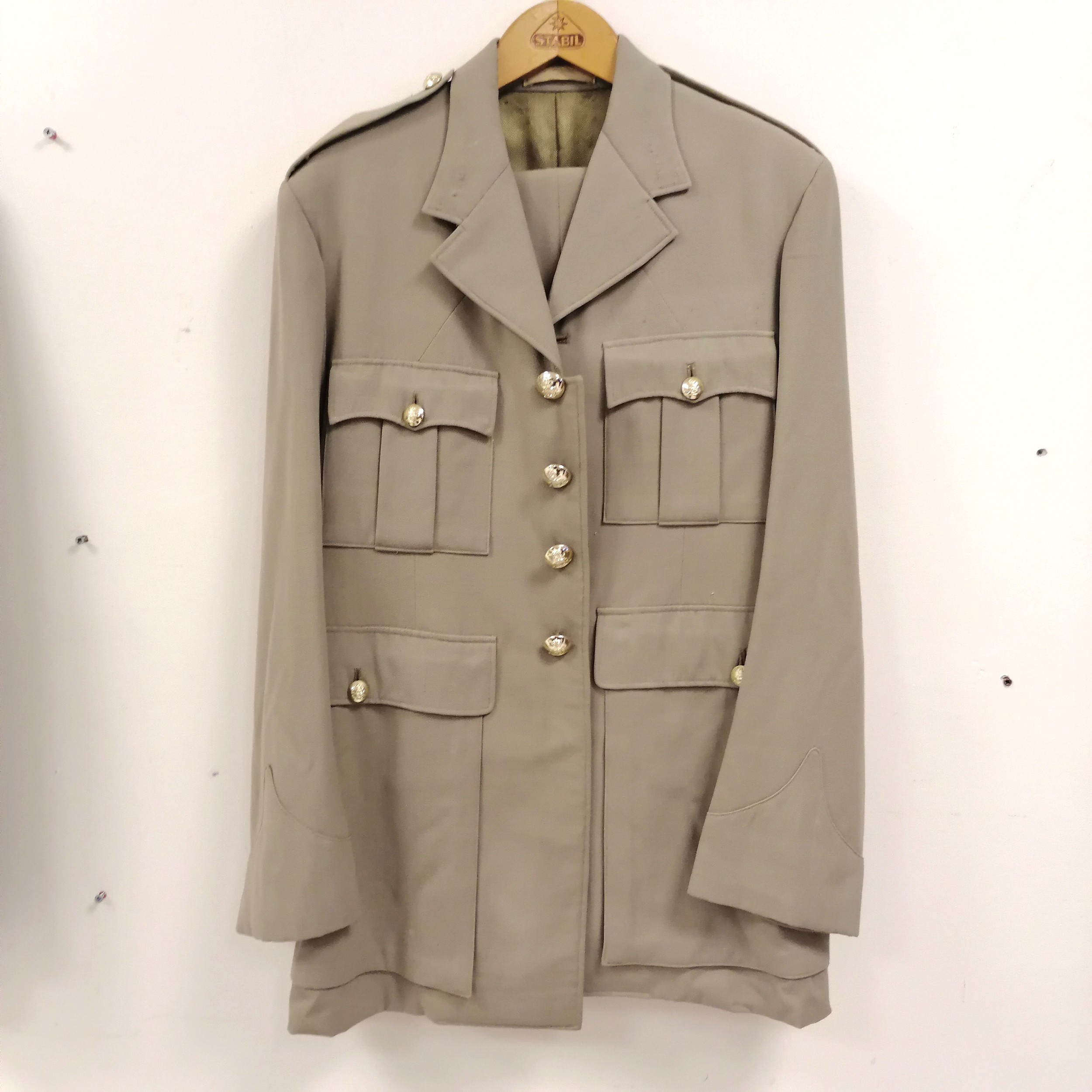 3 Royal Artillery Officers tunics, 2 sets with trousers C 1966-70 96cm chest approx. 1 jacket has - Image 3 of 9