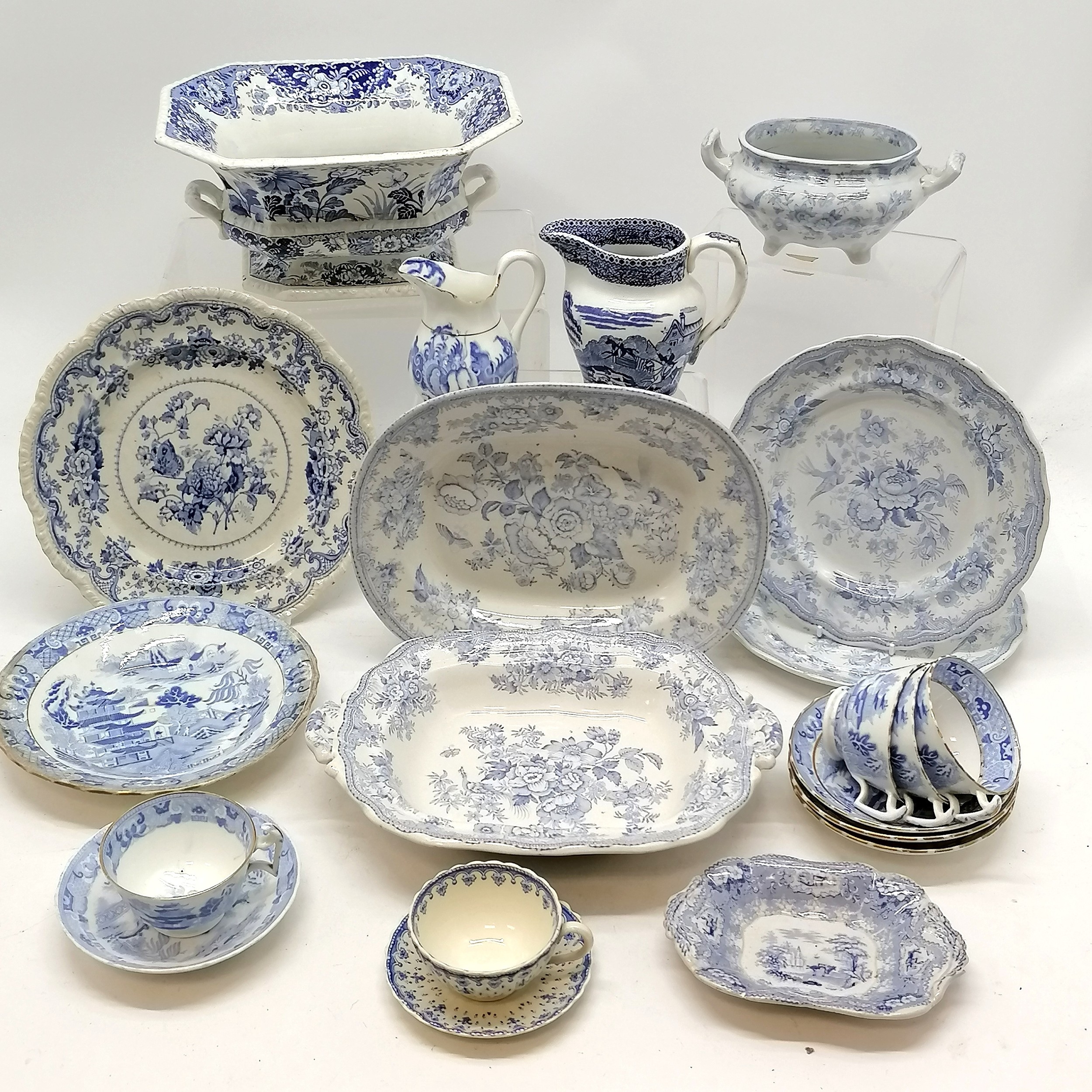Quantity of blue and white china to include Royal Persian stone china bowl 27 cm wide x 23 cm deep x