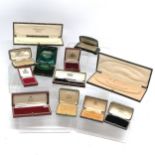 Qty of antique / vintage jewellery boxes inc Art Deco (domed with feet), Mappin & Webb, J Lucas (