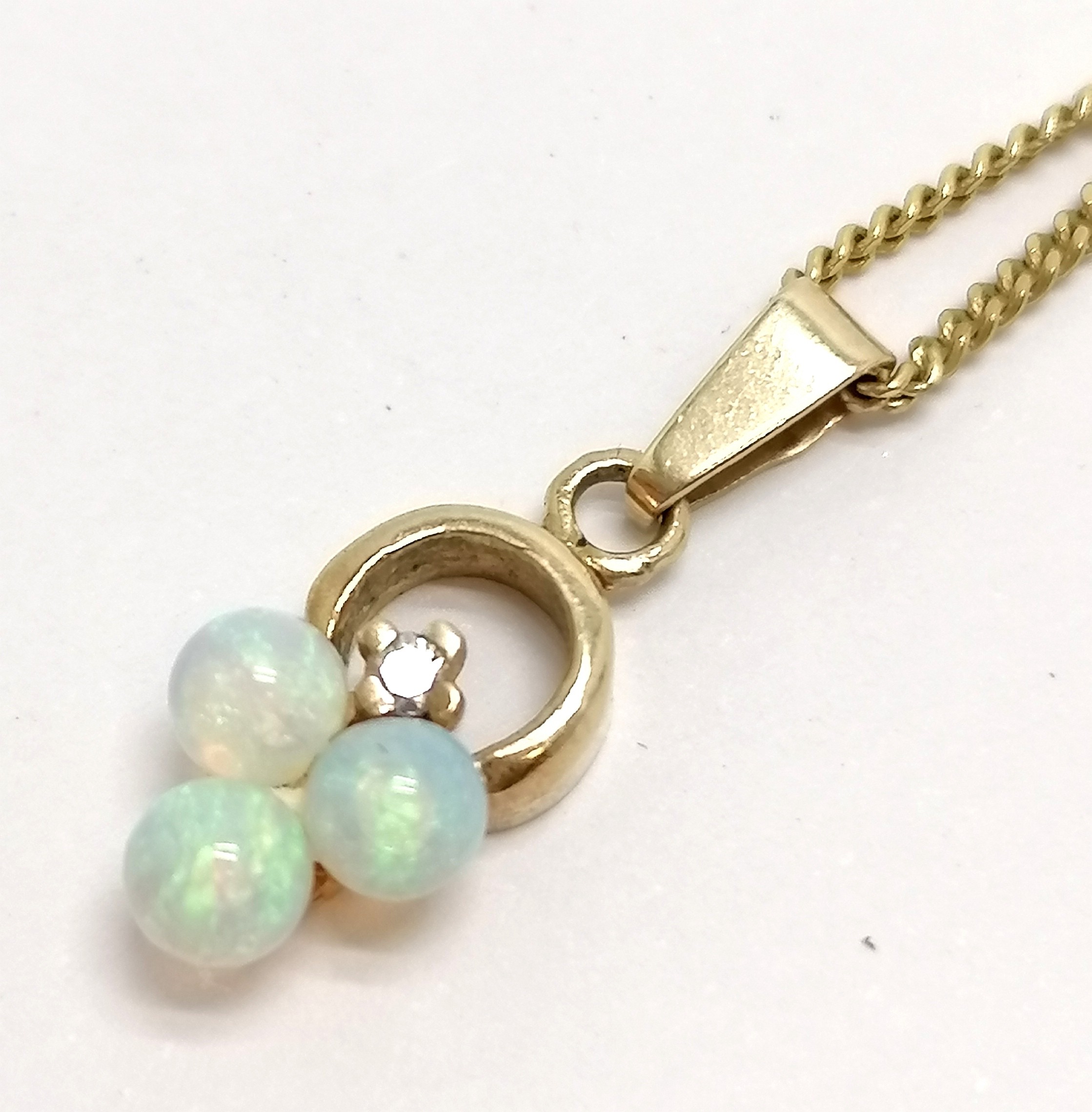 9ct hallmarked gold opal & diamond pendant on a 9ct hallmarked gold 50cm neckchain - total weight 3g - Image 2 of 4