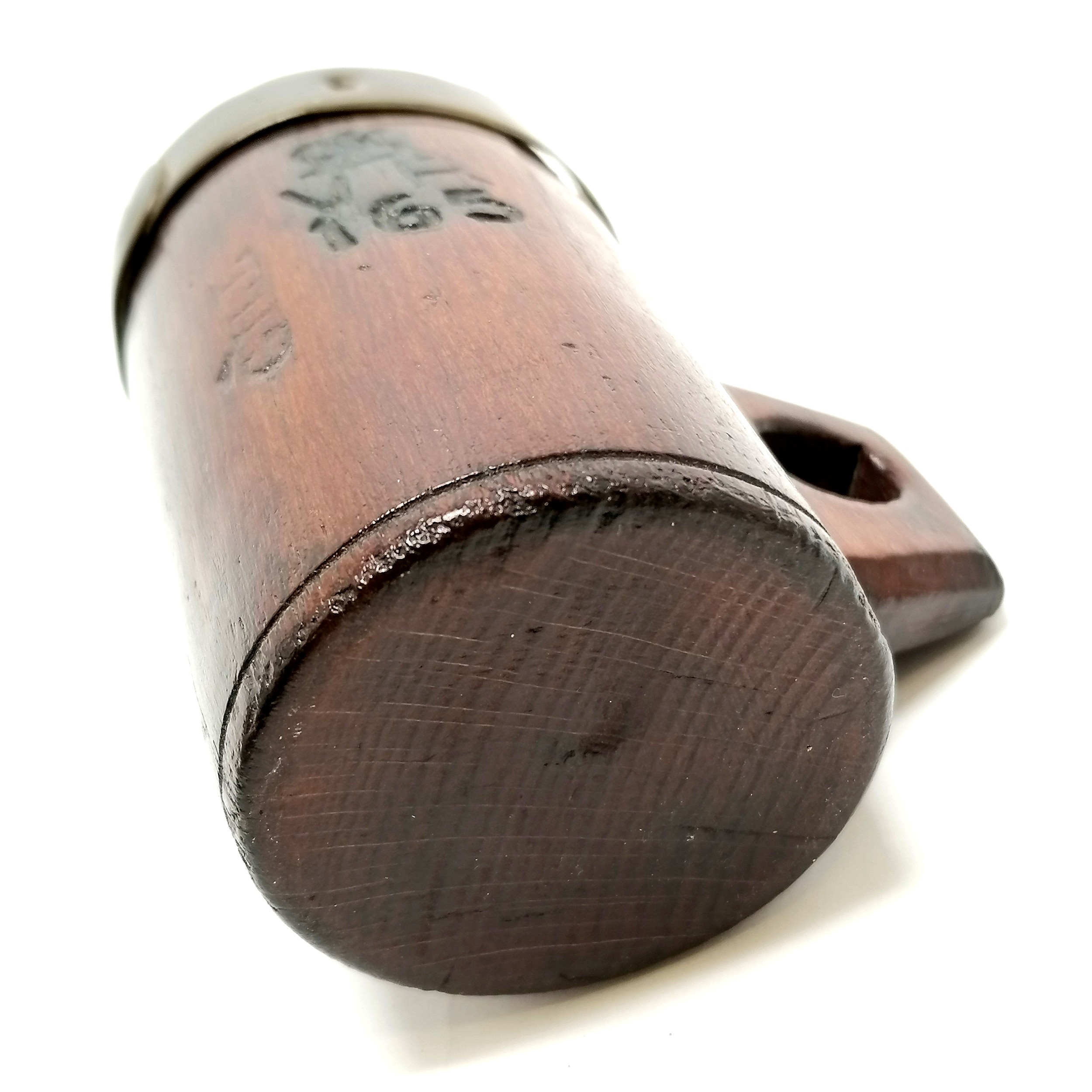 Victorian 1 gill rum measure in wood with brass banded top - 9.5cm high with Victorian - Image 2 of 4