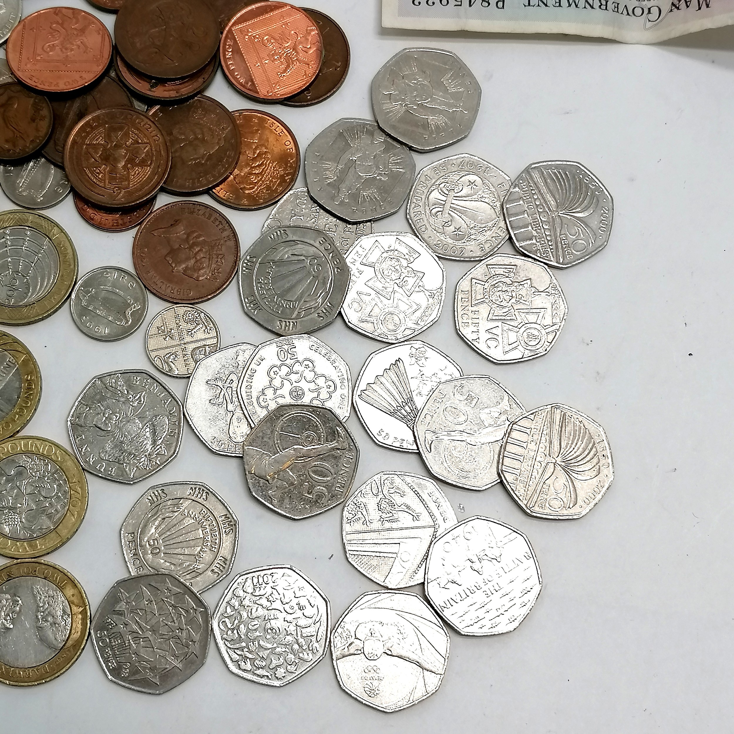 Qty of mostly GB collectable coins inc 21 x 50p's, 20 x £2 coins, banknotes (FV £25) etc in a cash - Image 3 of 3