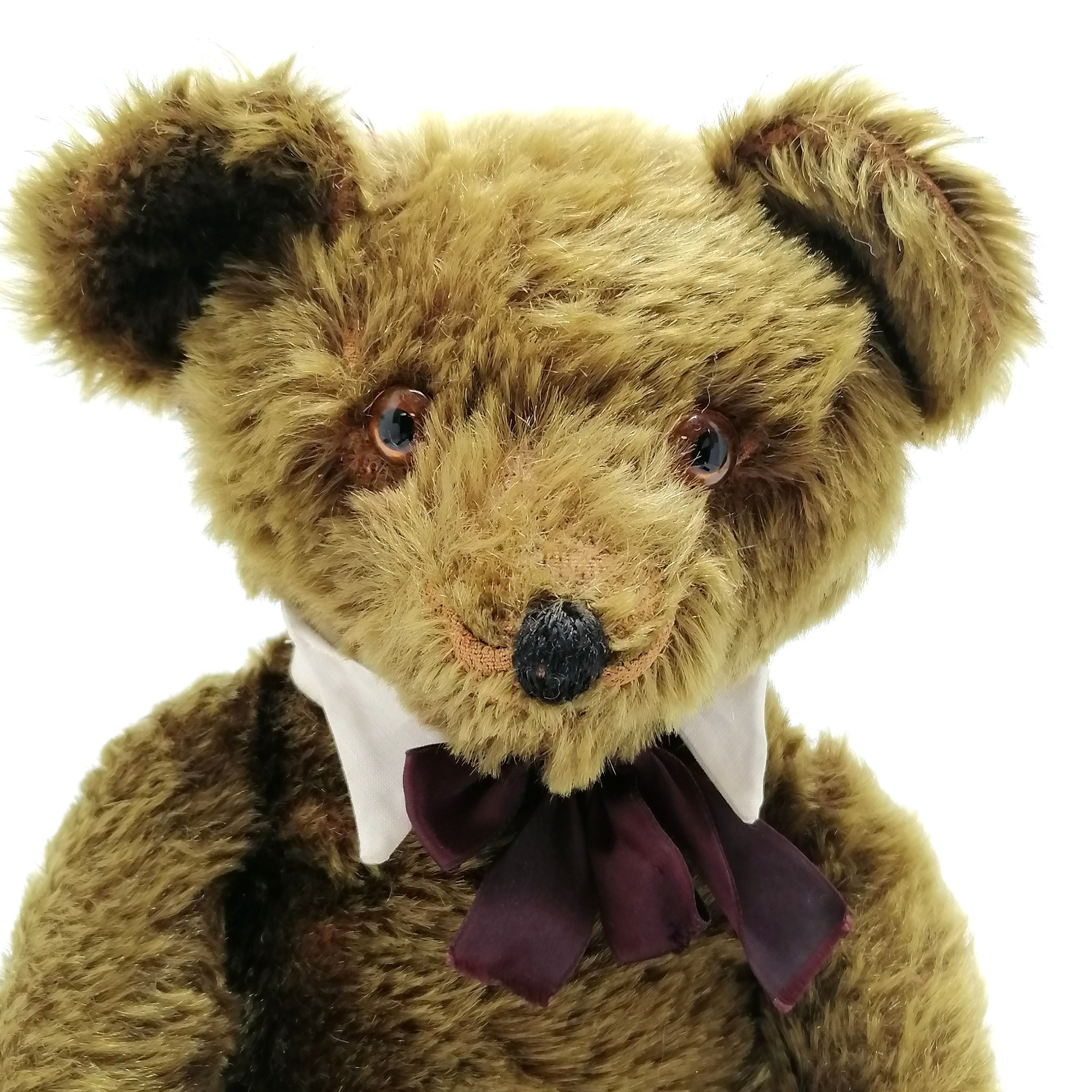 Vintage green mohair jointed Teddy bear 'Knickerbocker' c1940 with glass eyes and stitched nose - Image 4 of 9