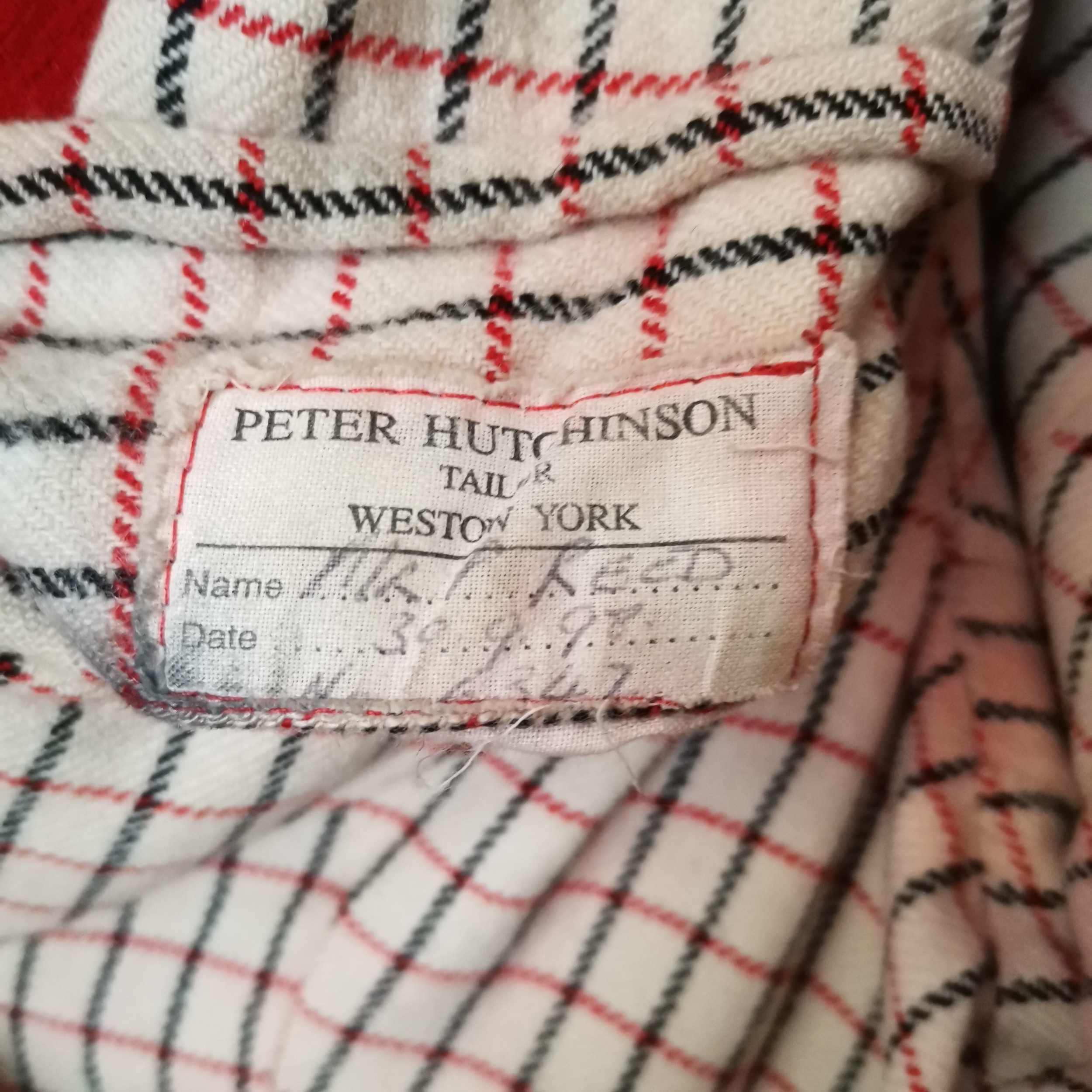 Vintage red hunting jacket with black velvet collar by Peter Hutchinson (Westow, York) with 5 - Image 3 of 7