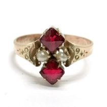 Antique unmarked gold garnet / pearl ring with inscription to inside of shank 'B Williams' - size