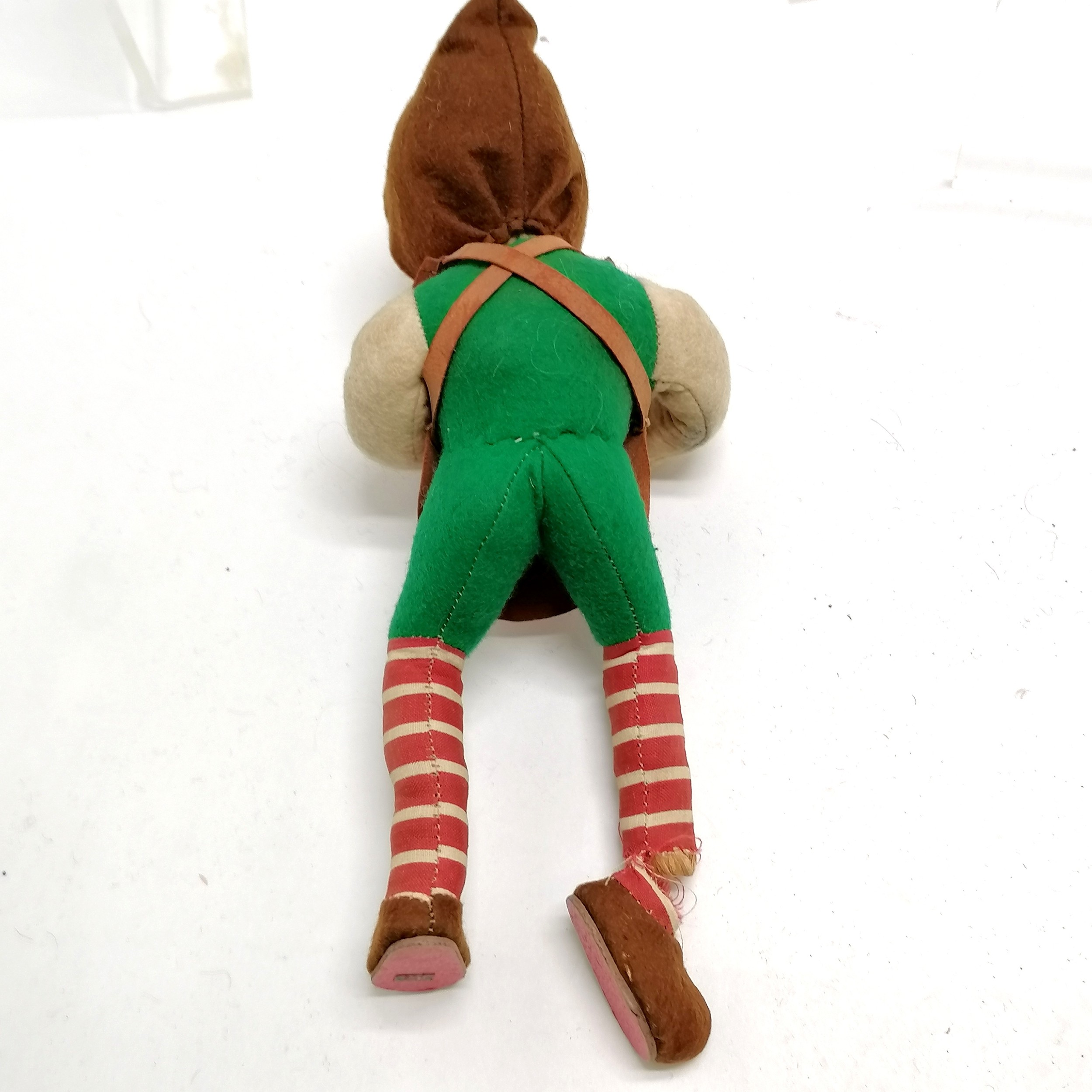 Vintage Kersa German felt and straw knome figure with a leather apron23cm high - 1 foot has come - Image 3 of 5