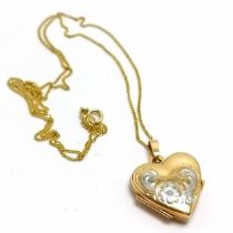 9ct hallmarked 2-tone gold heart shaped locket on 9ct marked gold 40cm neckchain - total weight 2.2g