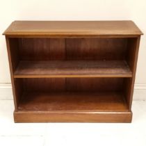 Antique mahogany bookcase fitted with single shelf, some surface scratches but overall good used