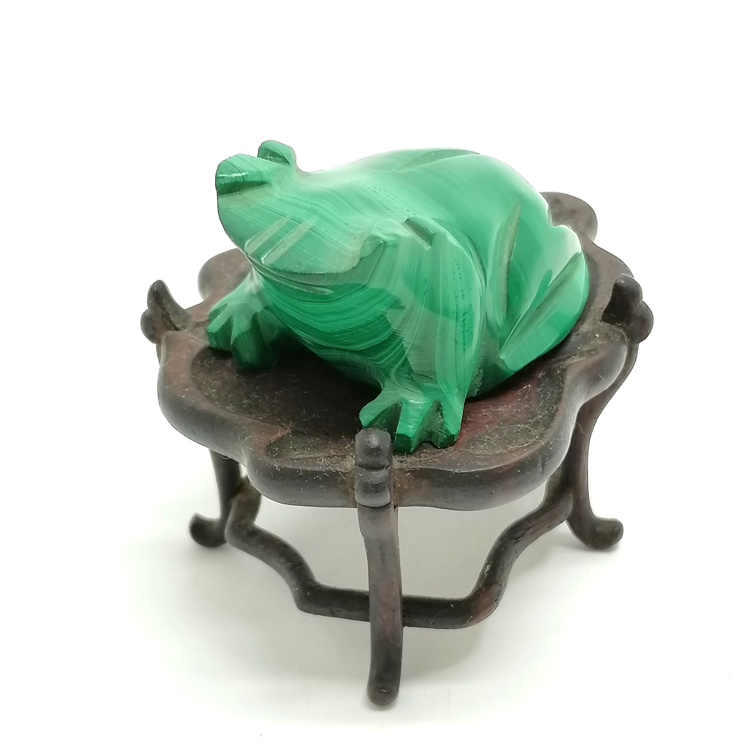 Hand carved malachite frog on Oriental hand carved stand - total height 6.5cm - Image 3 of 3