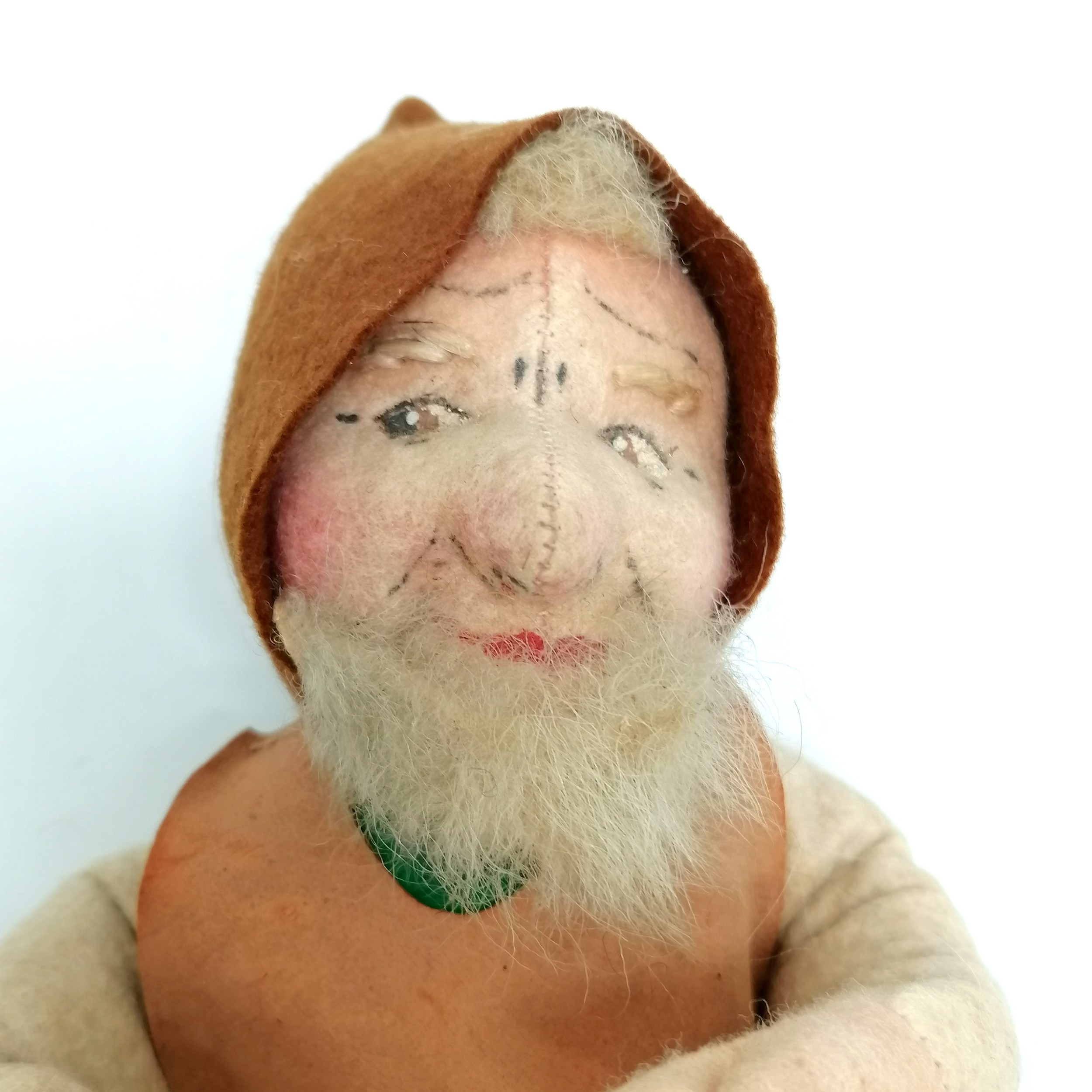 Vintage Kersa German felt and straw knome figure with a leather apron23cm high - 1 foot has come - Image 4 of 5