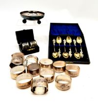 Quantity of plated items including a set of teaspoons boxed, set of 12 Oriental napkin rings,