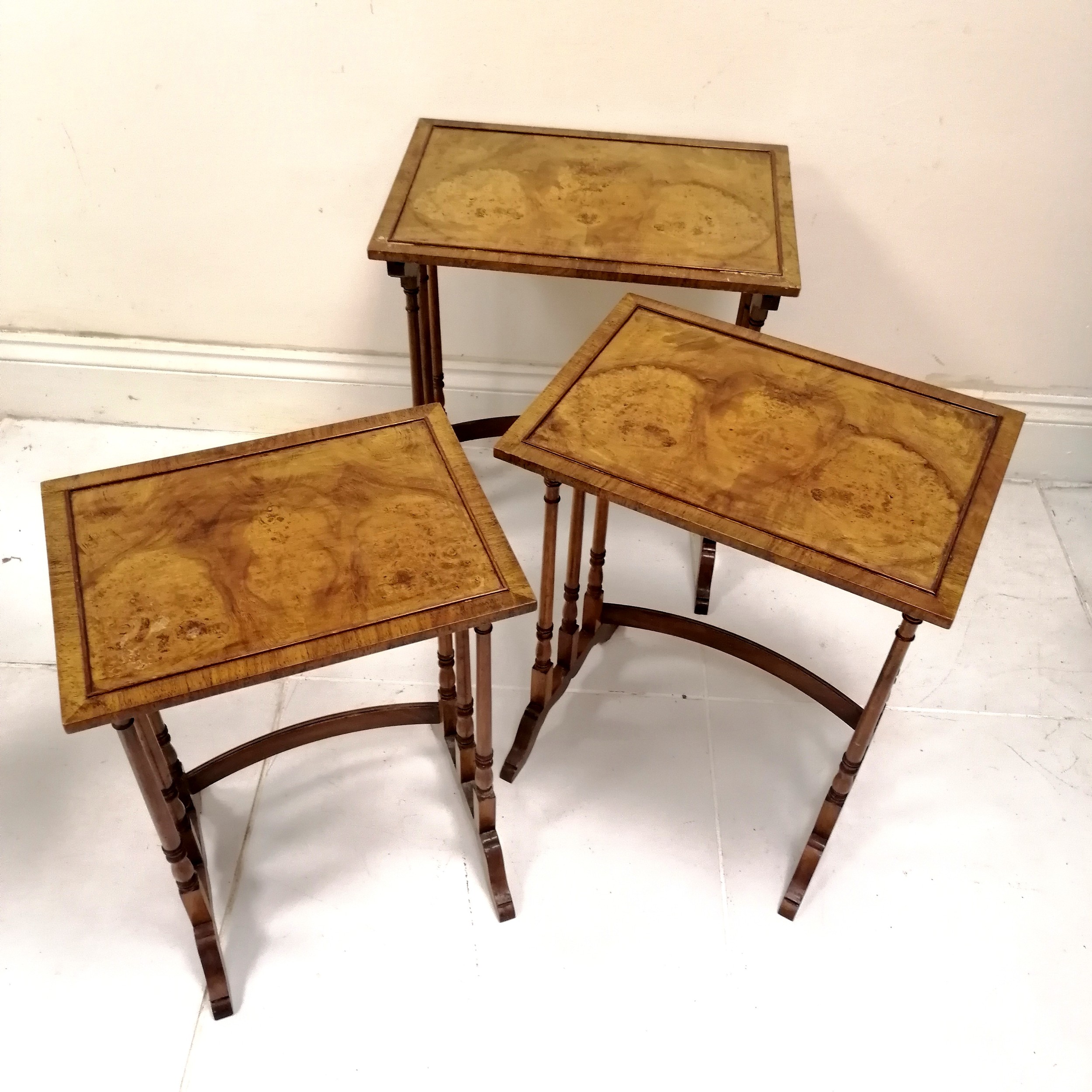 Nest of 3 Walnut reproduction tables - 51cm wide x 35cm deep x 60cm high & in used condition - Image 4 of 5