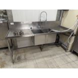 2 Compartment Stainless Steel Sink with 4 Taps