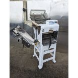 Oliver Chute Bread Slicer with Air Bagger