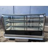 Vollrath 60" Display Cooler - Note Glass Cracked on Top