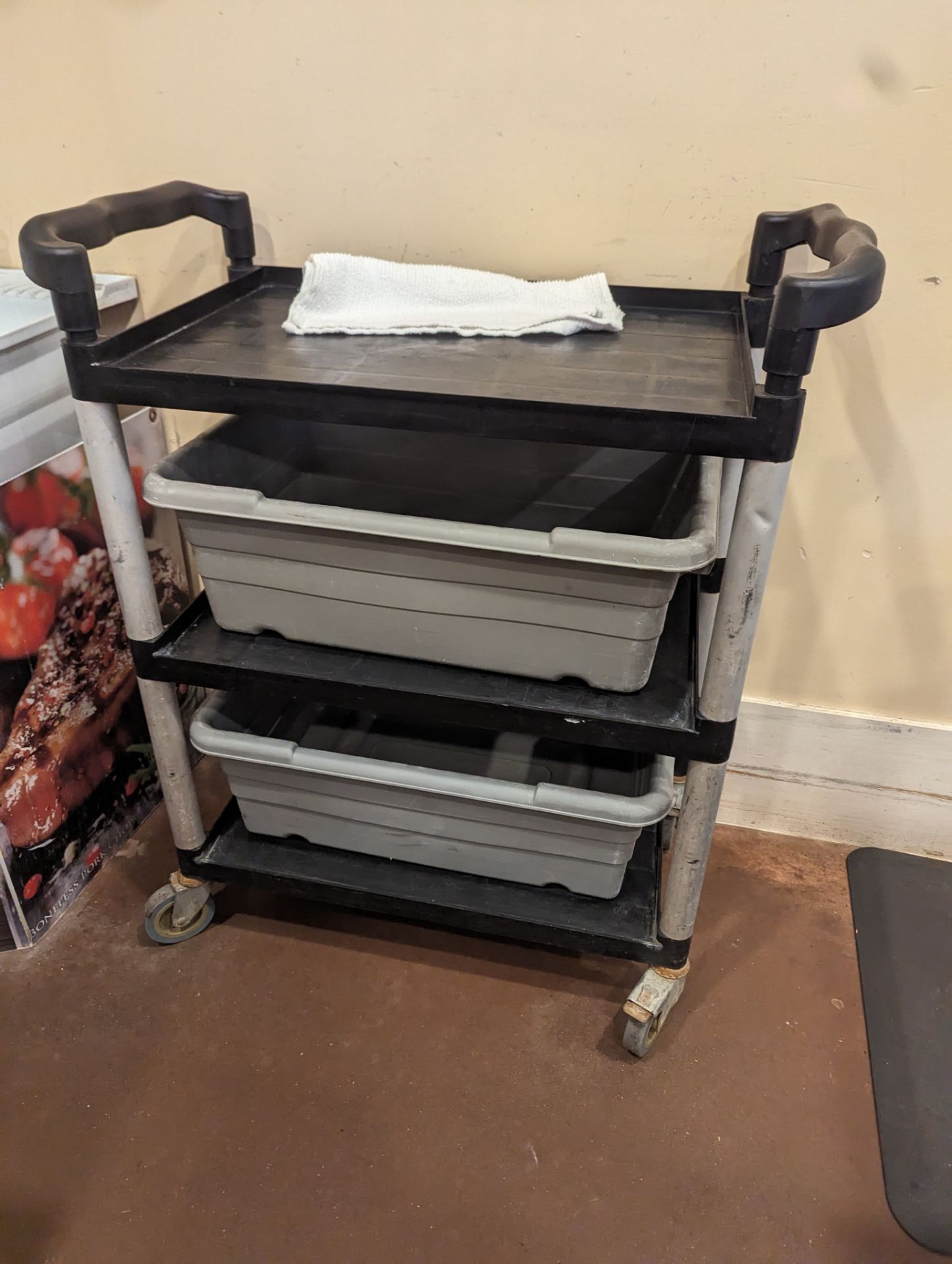 3 Tier Bussing Cart